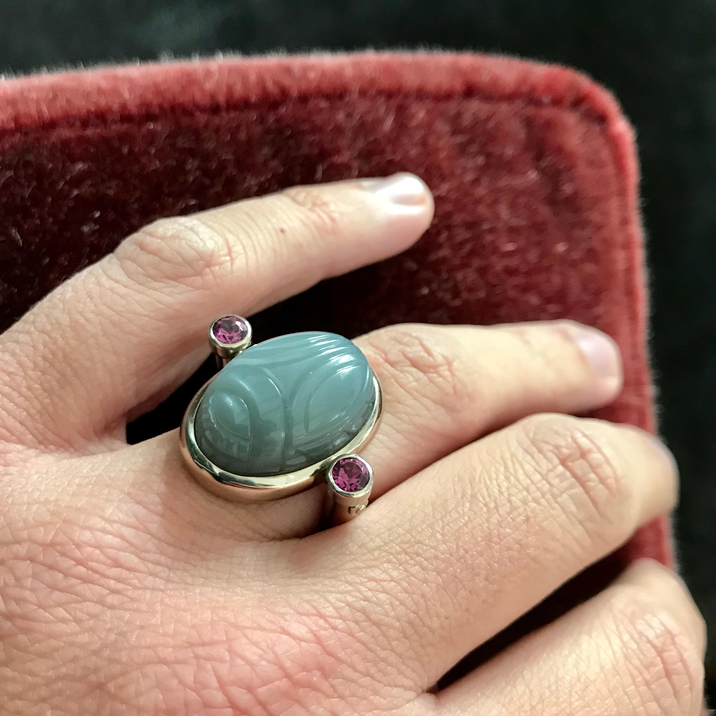 Egyptian Revival Scarab Ring in 18 Carat White Gold, 1 Moonstone 24.17 ct, 2 Rhodolites 0.67 ct For Sale