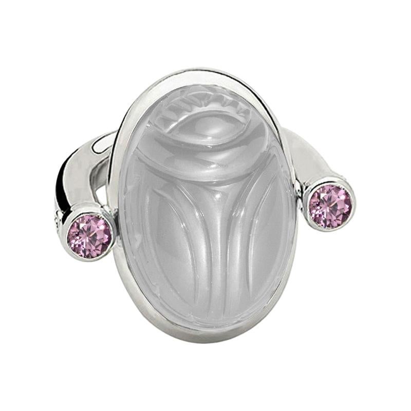 Scarab Ring in 18 Carat White Gold, 1 Moonstone 24.17 ct, 2 Rhodolites 0.67 ct For Sale
