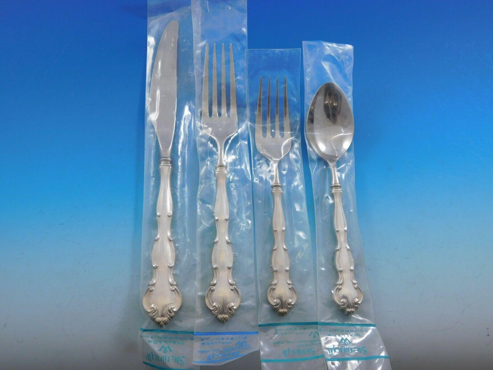 Unused scarborough by Wallace hollow sterling silver with stainless implement flatware set - 24 pieces. Great starter set! This set includes:

6 knives, 8 7/8