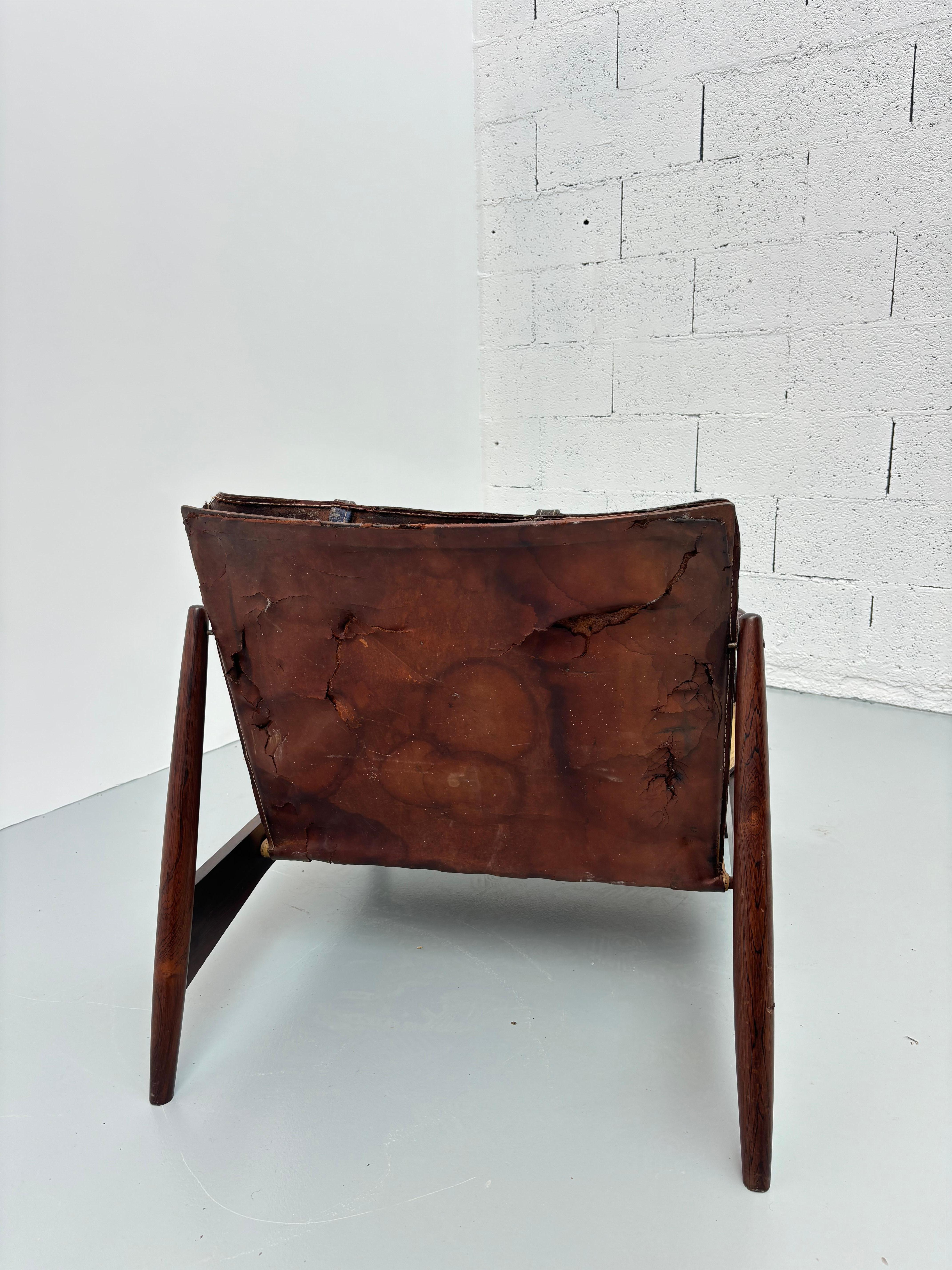Scarce and original Liceu De Artes armchairs For Sale 5