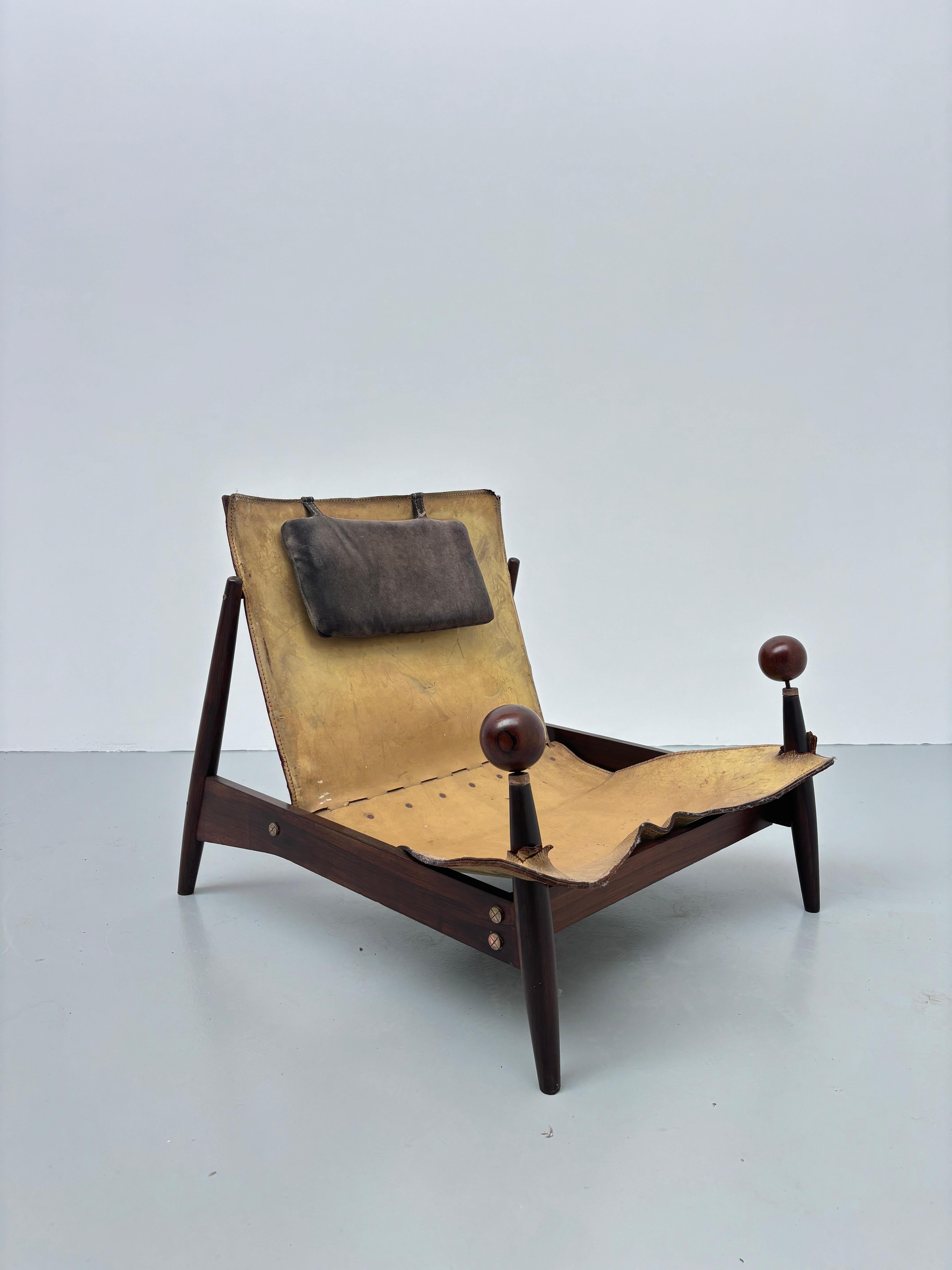 Mid-Century Modern Scarce and original Liceu De Artes armchairs For Sale