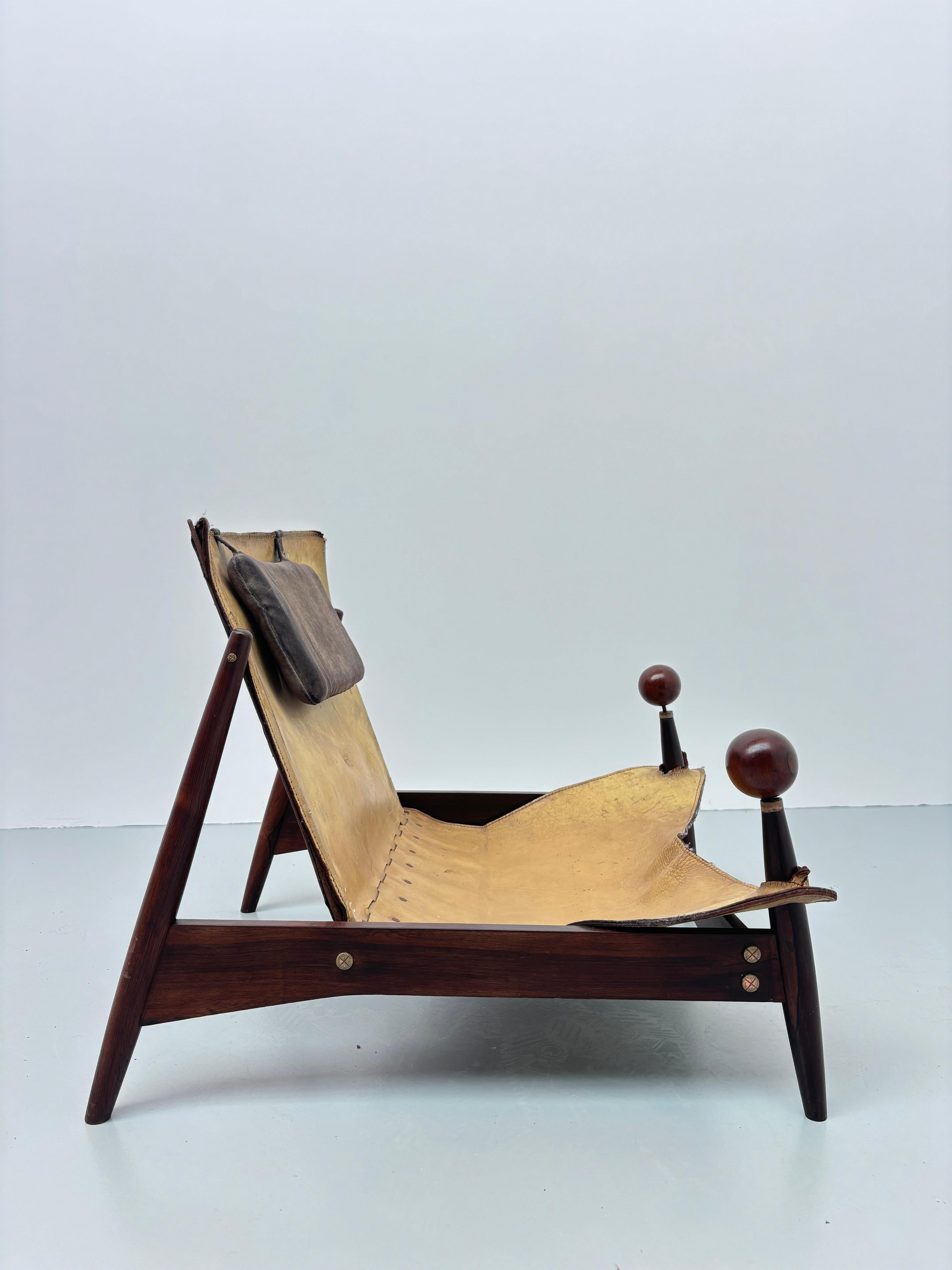 Mid-20th Century Scarce and original Liceu De Artes armchairs For Sale