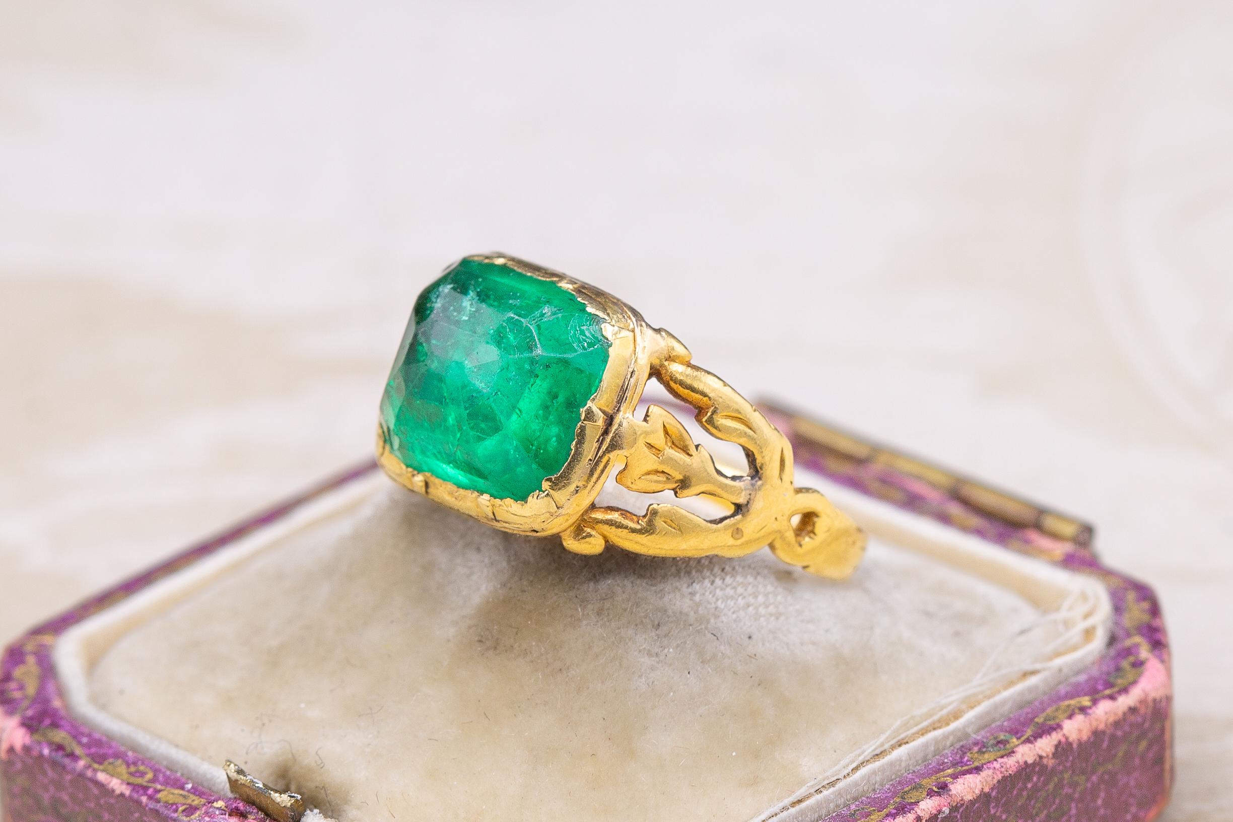 Scarce Antique 18th Century Mughal 5ct Colombian Emerald Gold Ring Certified  7