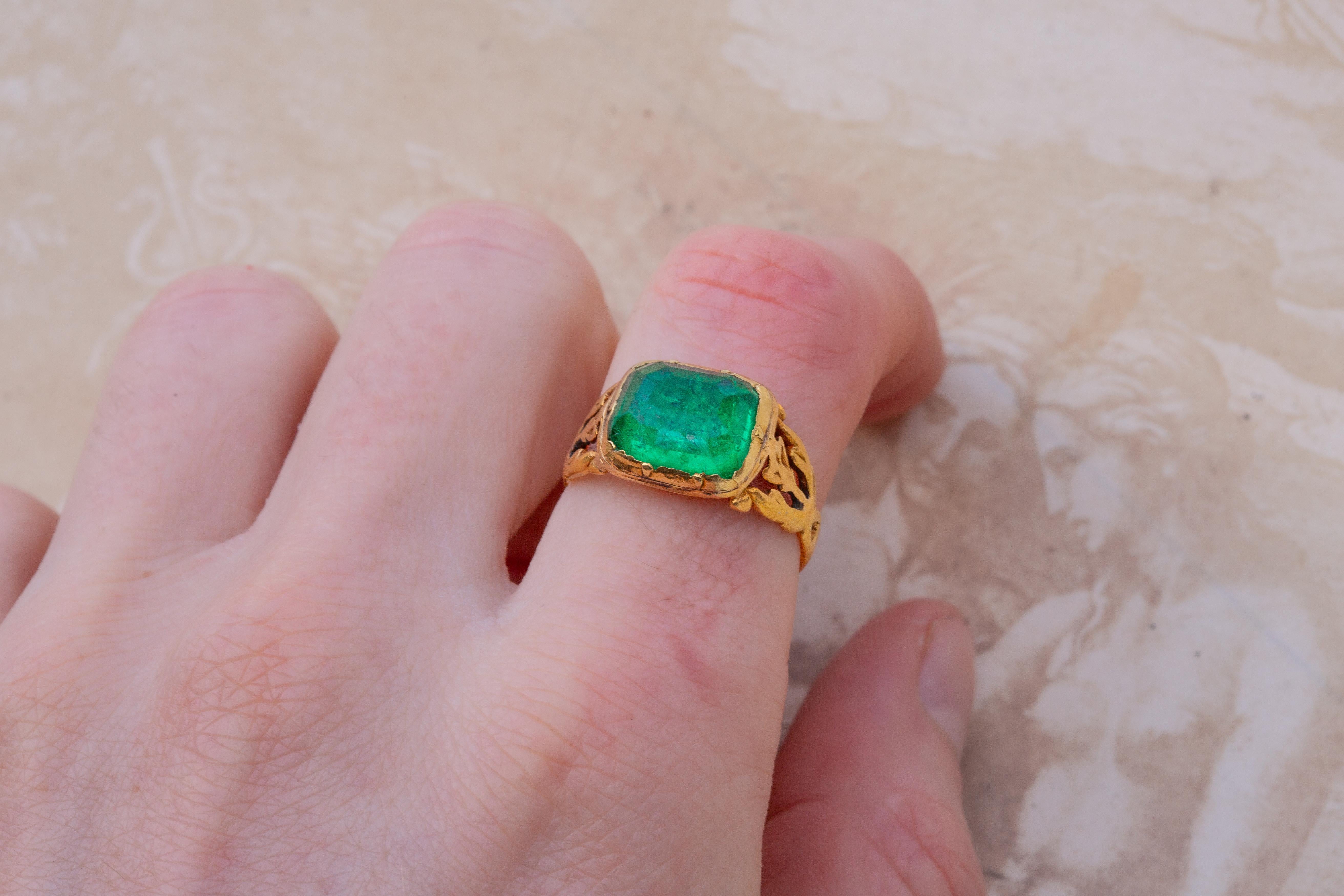 Scarce Antique 18th Century Mughal 5ct Colombian Emerald Gold Ring Certified  10