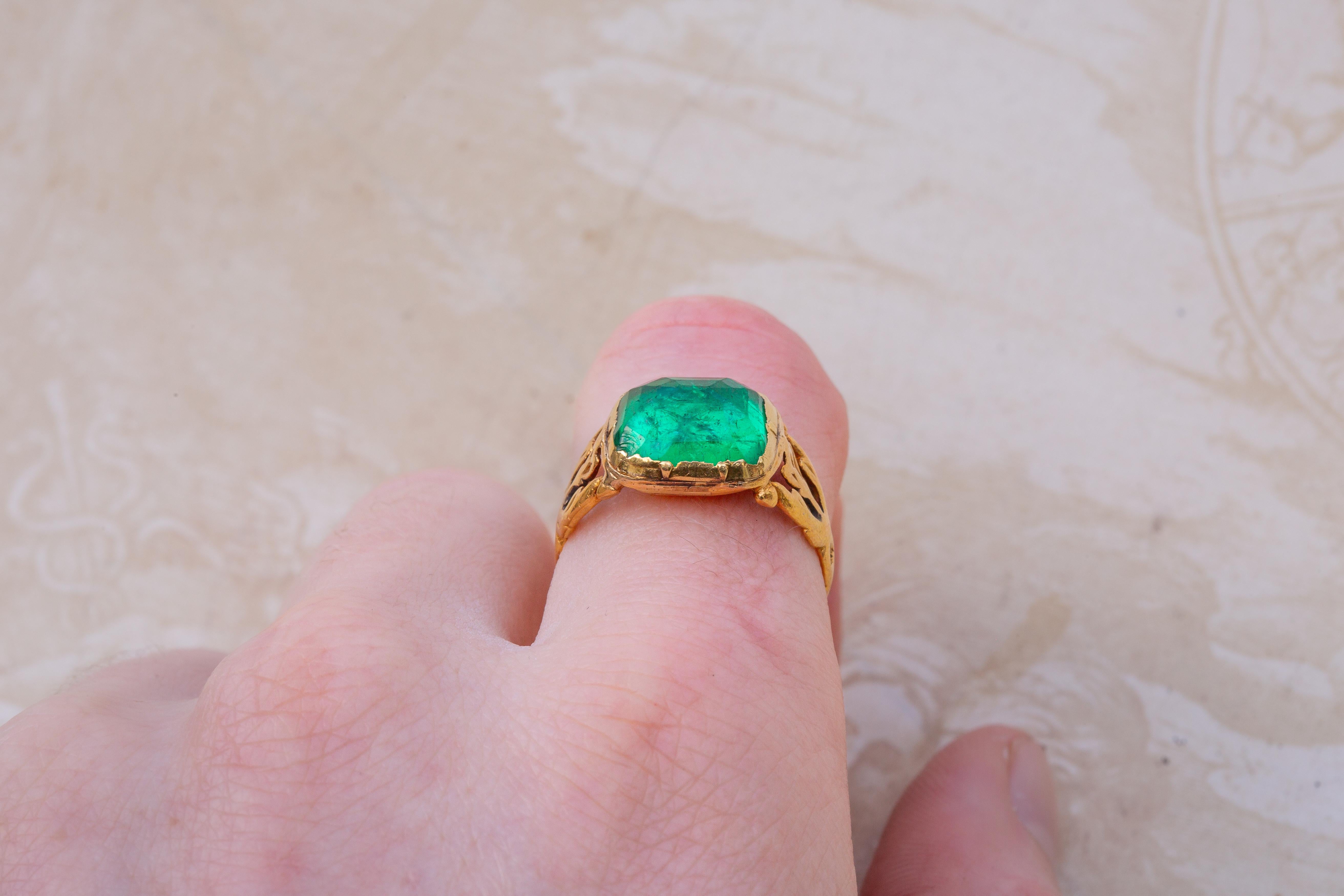 Scarce Antique 18th Century Mughal 5ct Colombian Emerald Gold Ring Certified  11