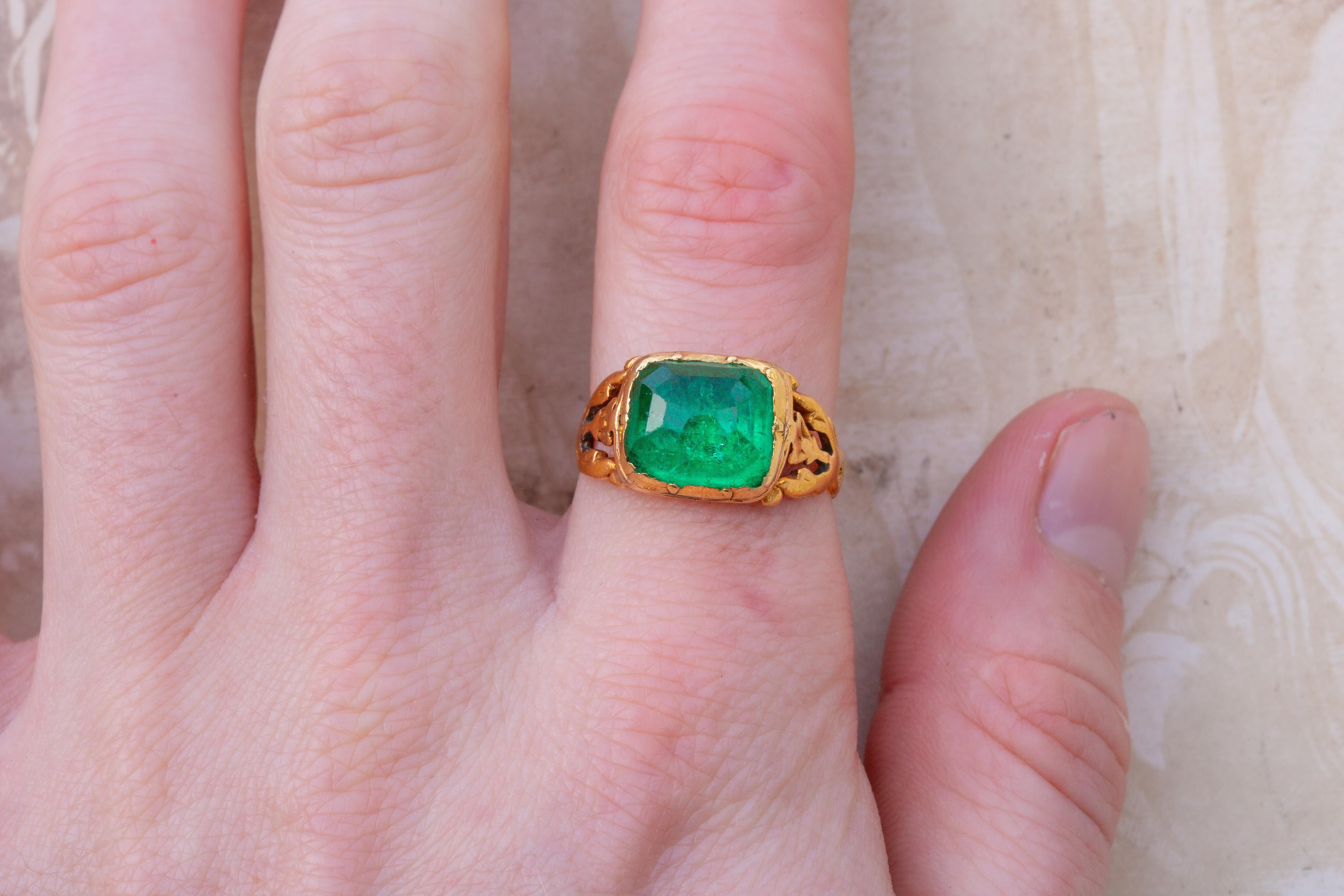 Scarce Antique 18th Century Mughal 5ct Colombian Emerald Gold Ring Certified  13
