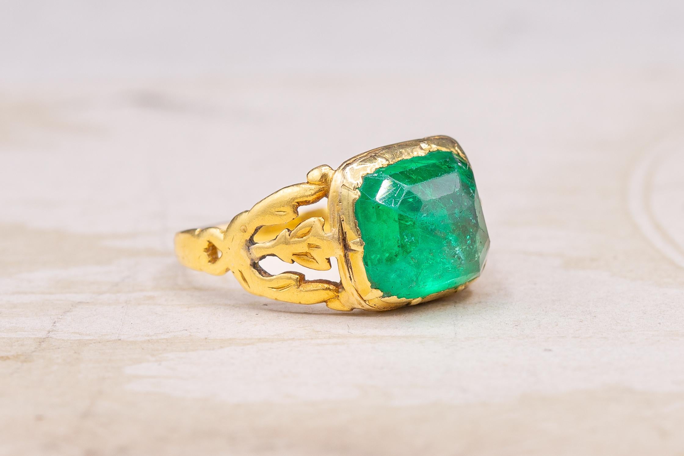 Scarce Antique 18th Century Mughal 5ct Colombian Emerald Gold Ring Certified  2