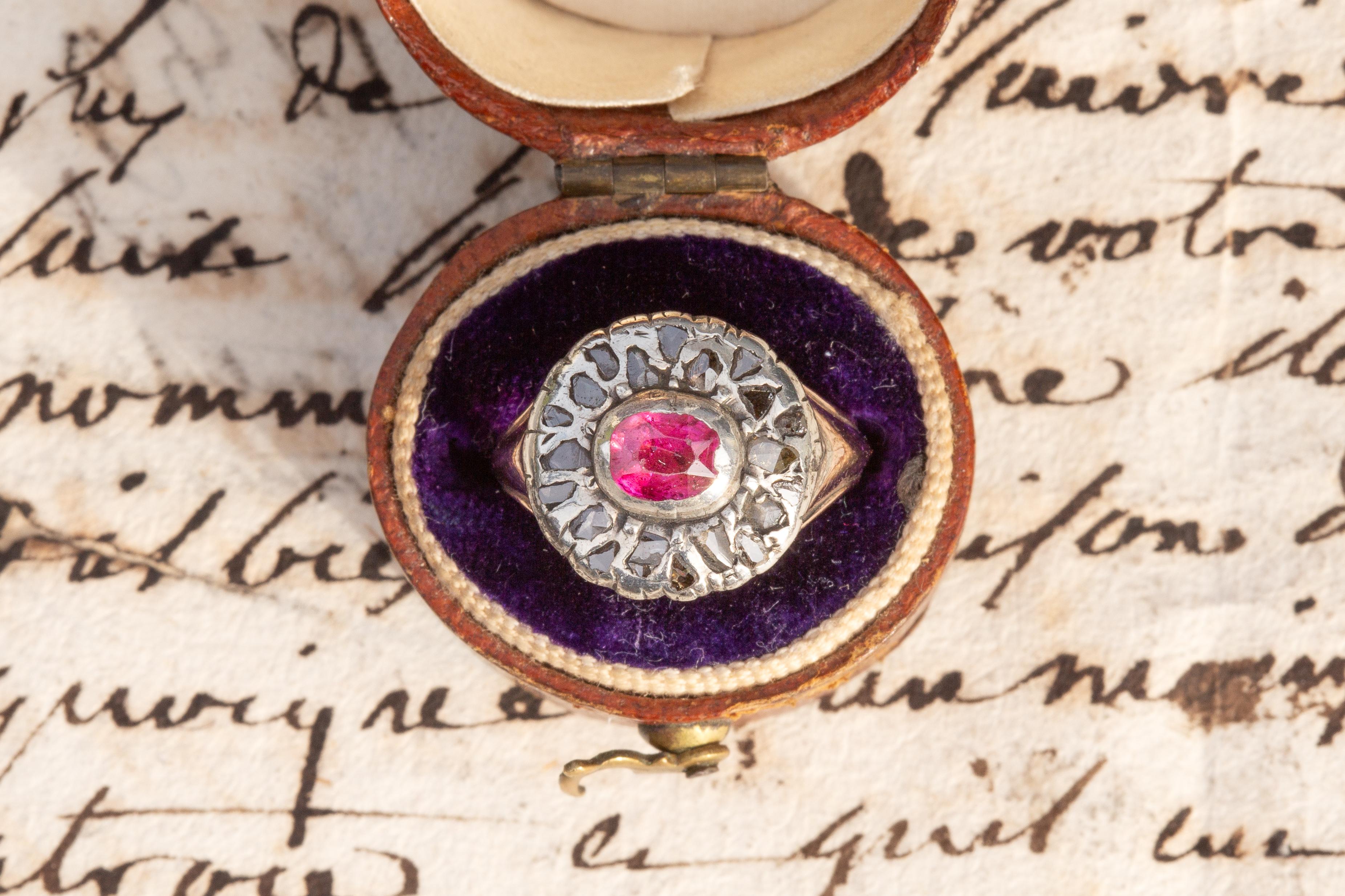 Rare bague géorgienne ancienne à grappes florales en rubis rose et diamants, c.1800 en vente 3