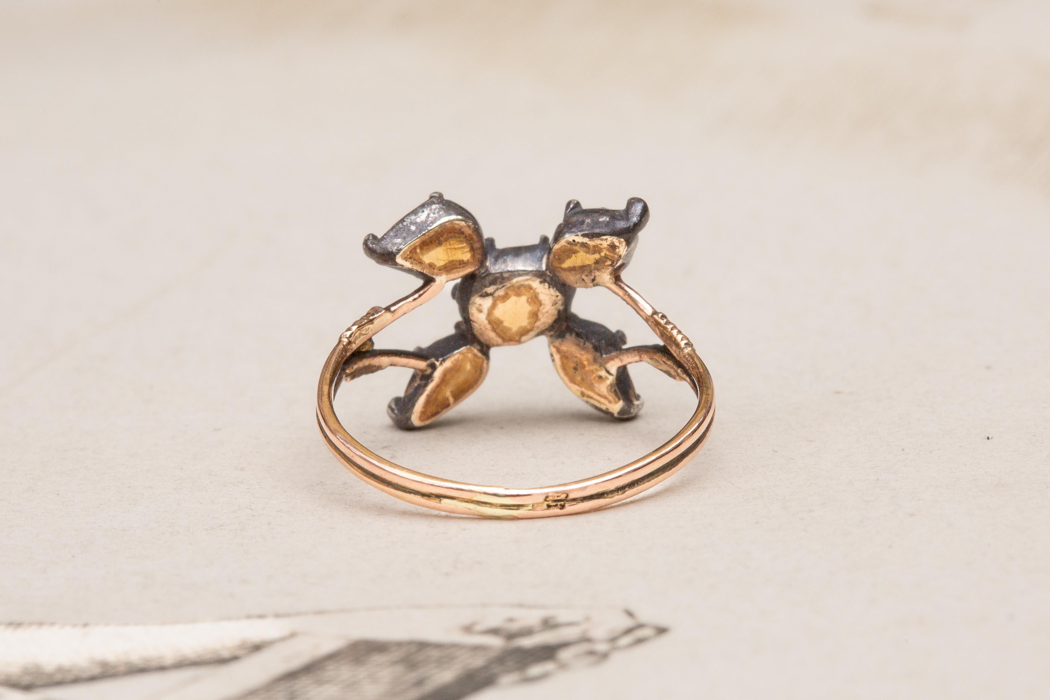 Seltener antiker georgianischer Blumen-Blumen-Cluster-Ring mit Diamant im Rosenschliff, seltenes Design  (Georgian) im Angebot
