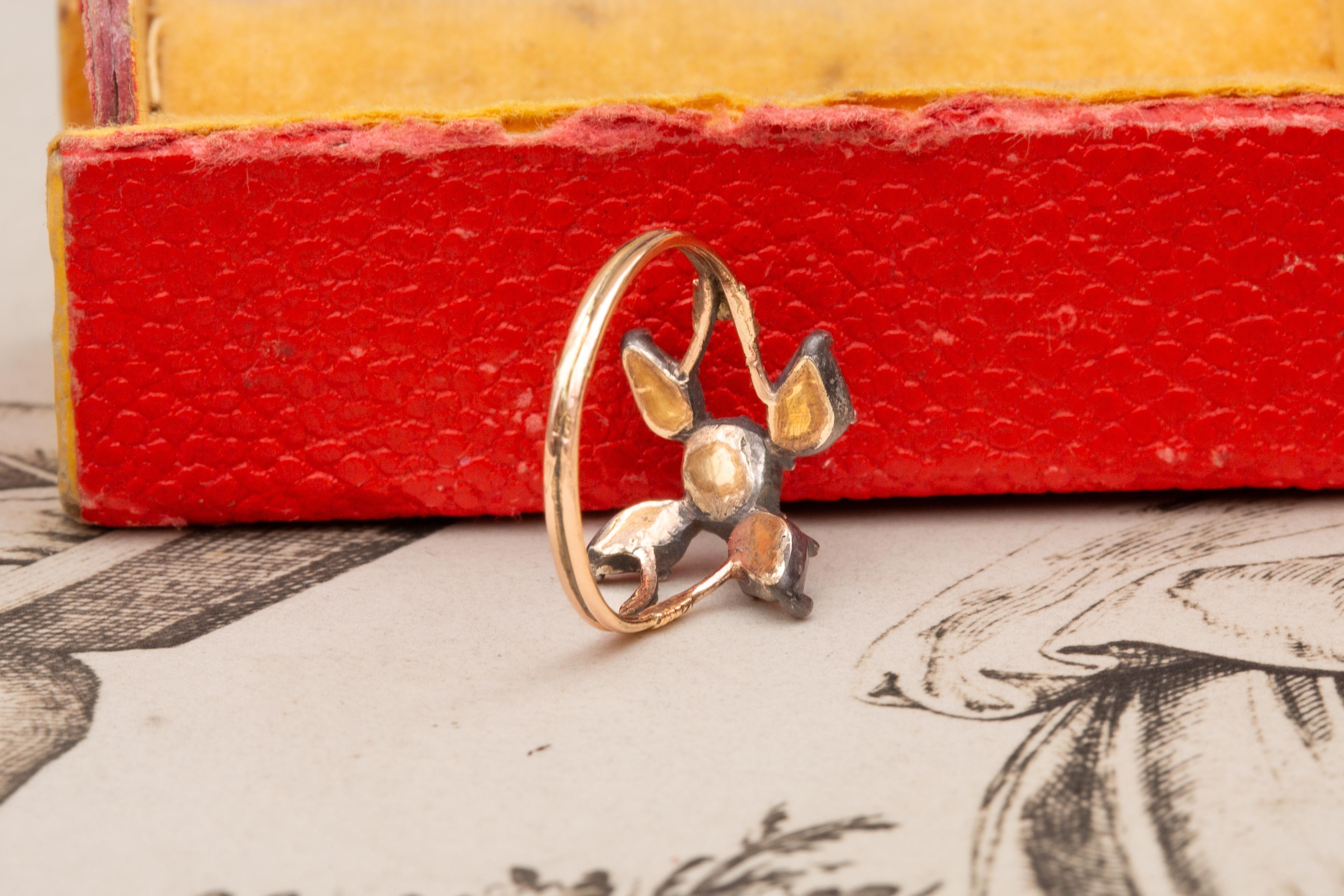 Seltener antiker georgianischer Blumen-Blumen-Cluster-Ring mit Diamant im Rosenschliff, seltenes Design  im Zustand „Gut“ im Angebot in London, GB