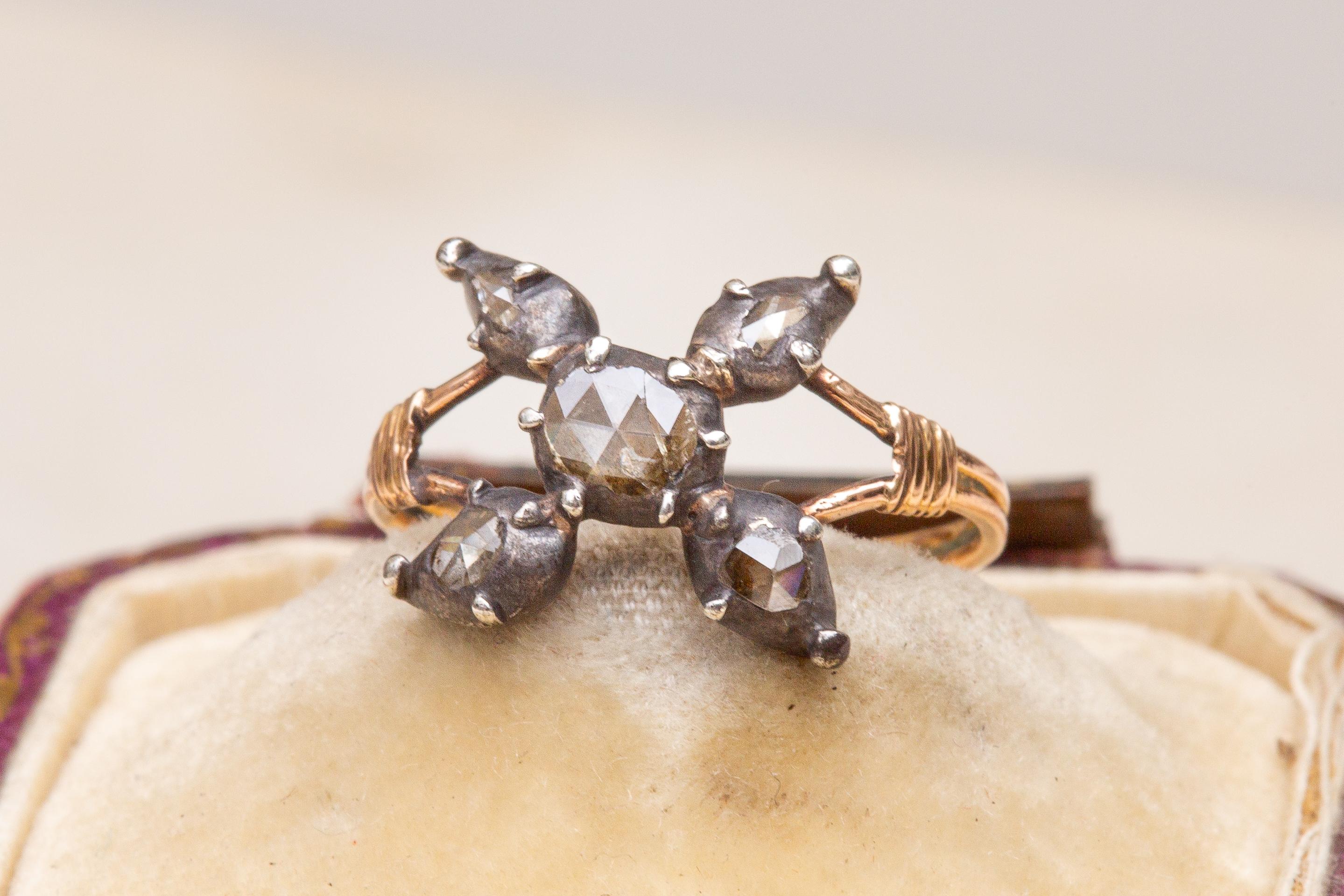Seltener antiker georgianischer Blumen-Blumen-Cluster-Ring mit Diamant im Rosenschliff, seltenes Design  im Angebot 3