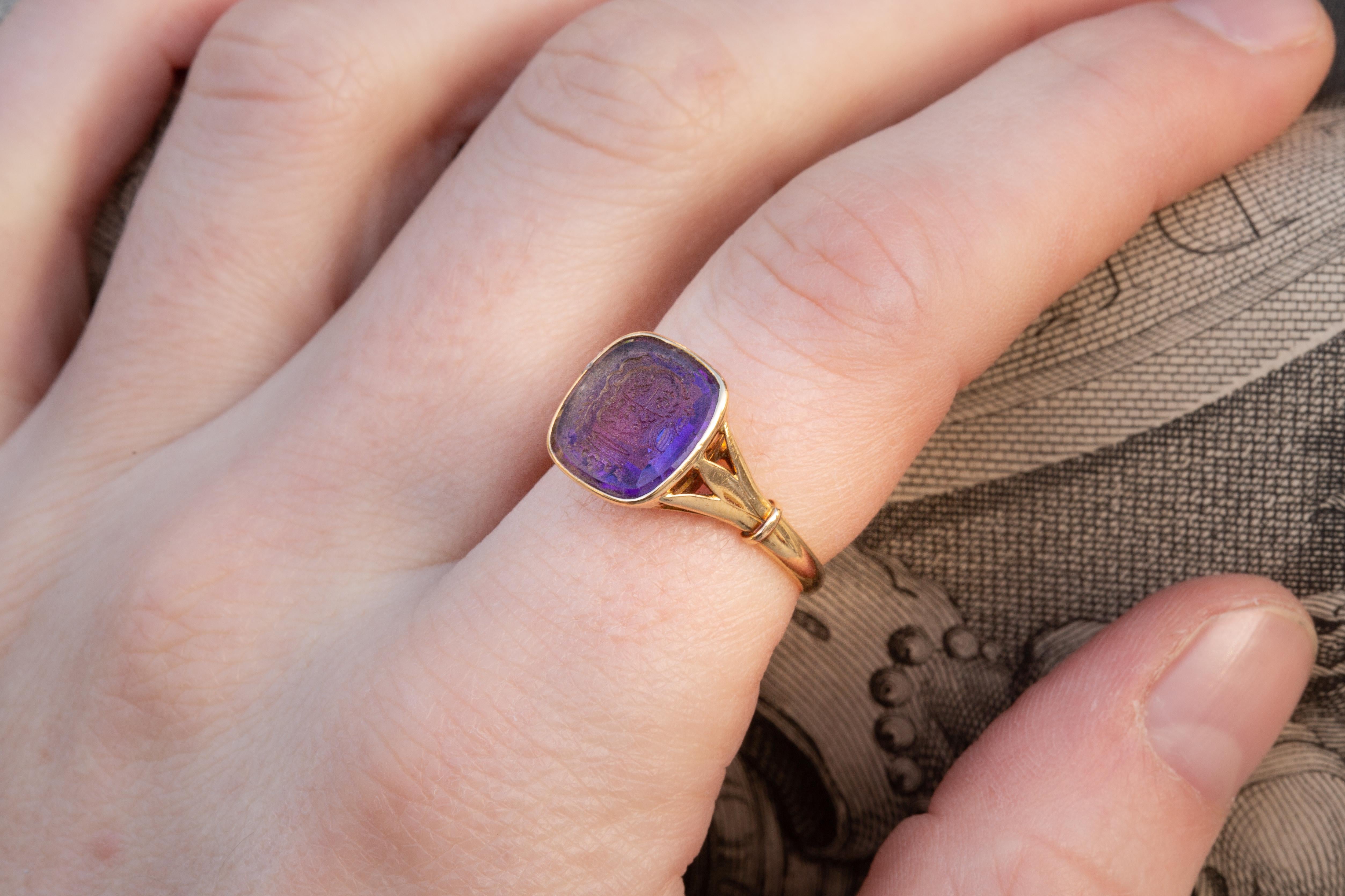 Seltene antike schwedische Amethyst Wappen Intaglio Signet Ring Löwenhielm 5