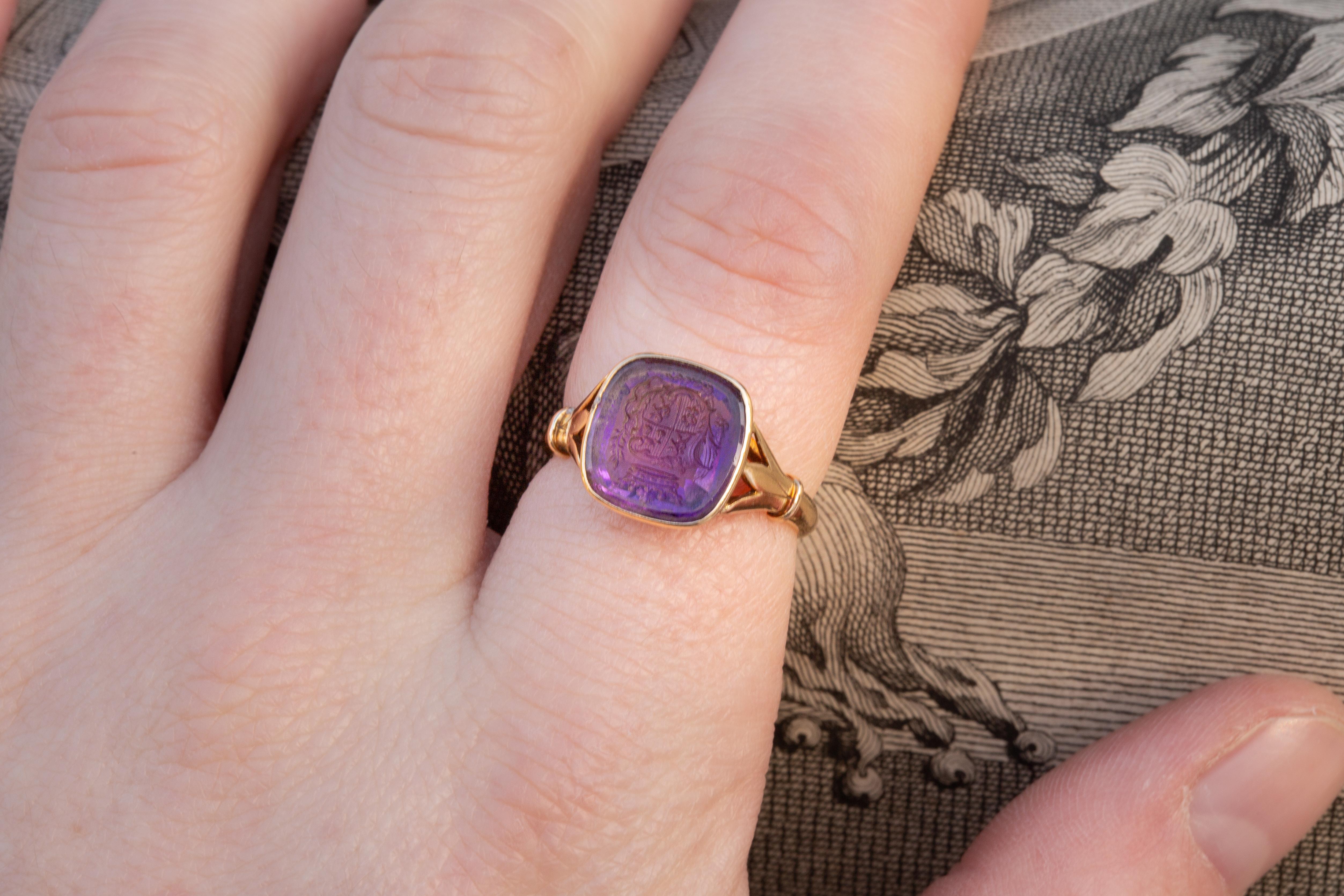 Seltene antike schwedische Amethyst Wappen Intaglio Signet Ring Löwenhielm 6