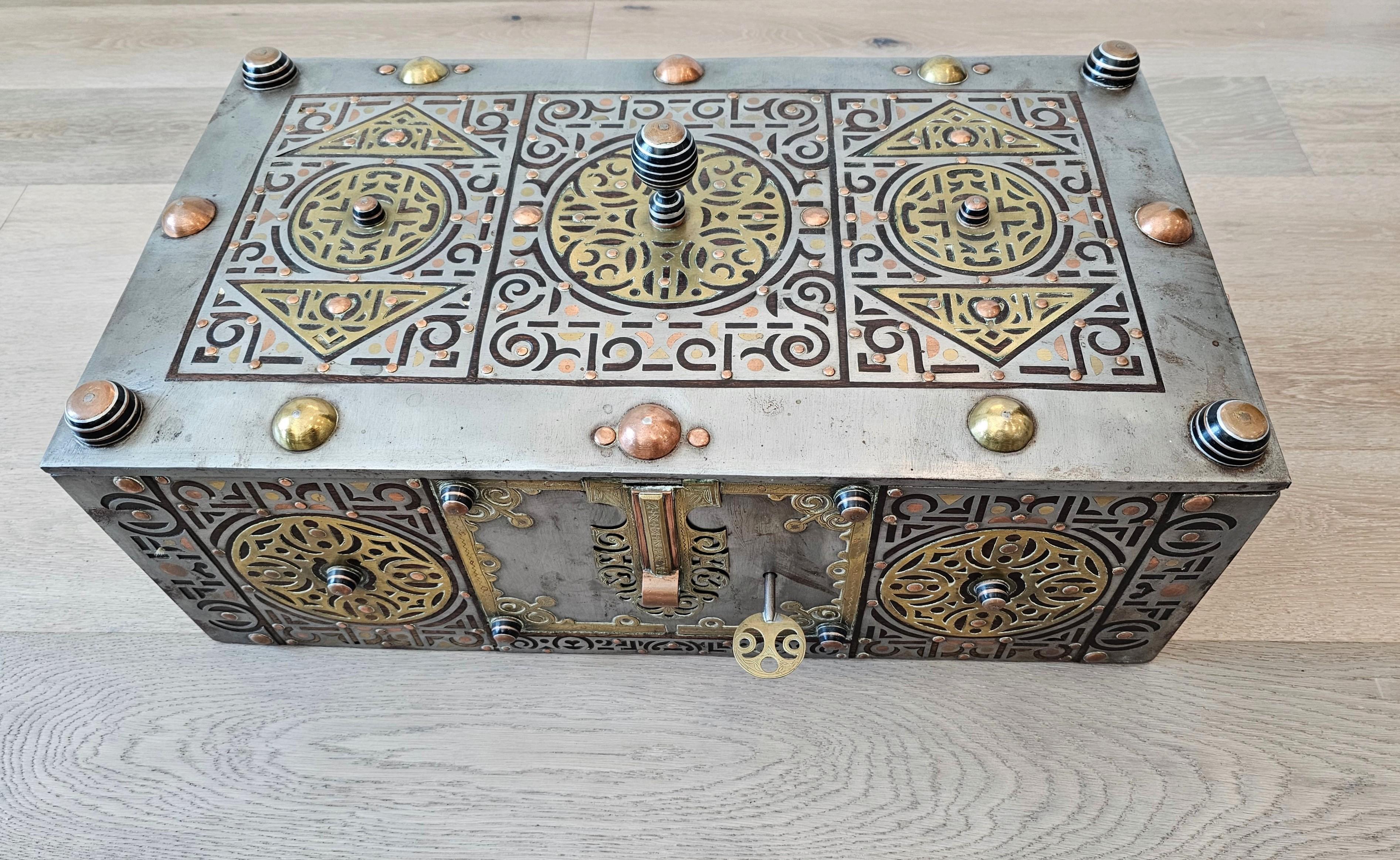 Scarce Antique Tuareg Mauritania North Africa Mixed Metal Mounted Wood Chest  For Sale 8