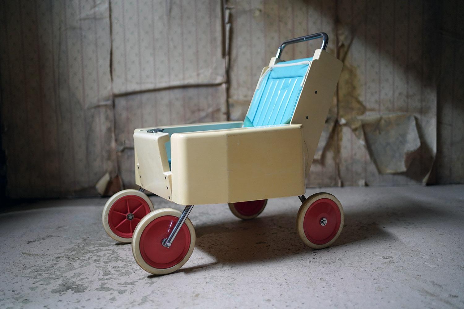 Plastic Scarce ‘Chummy Dream’ Collapsible Stroller by Sakai of Japan, c.1969