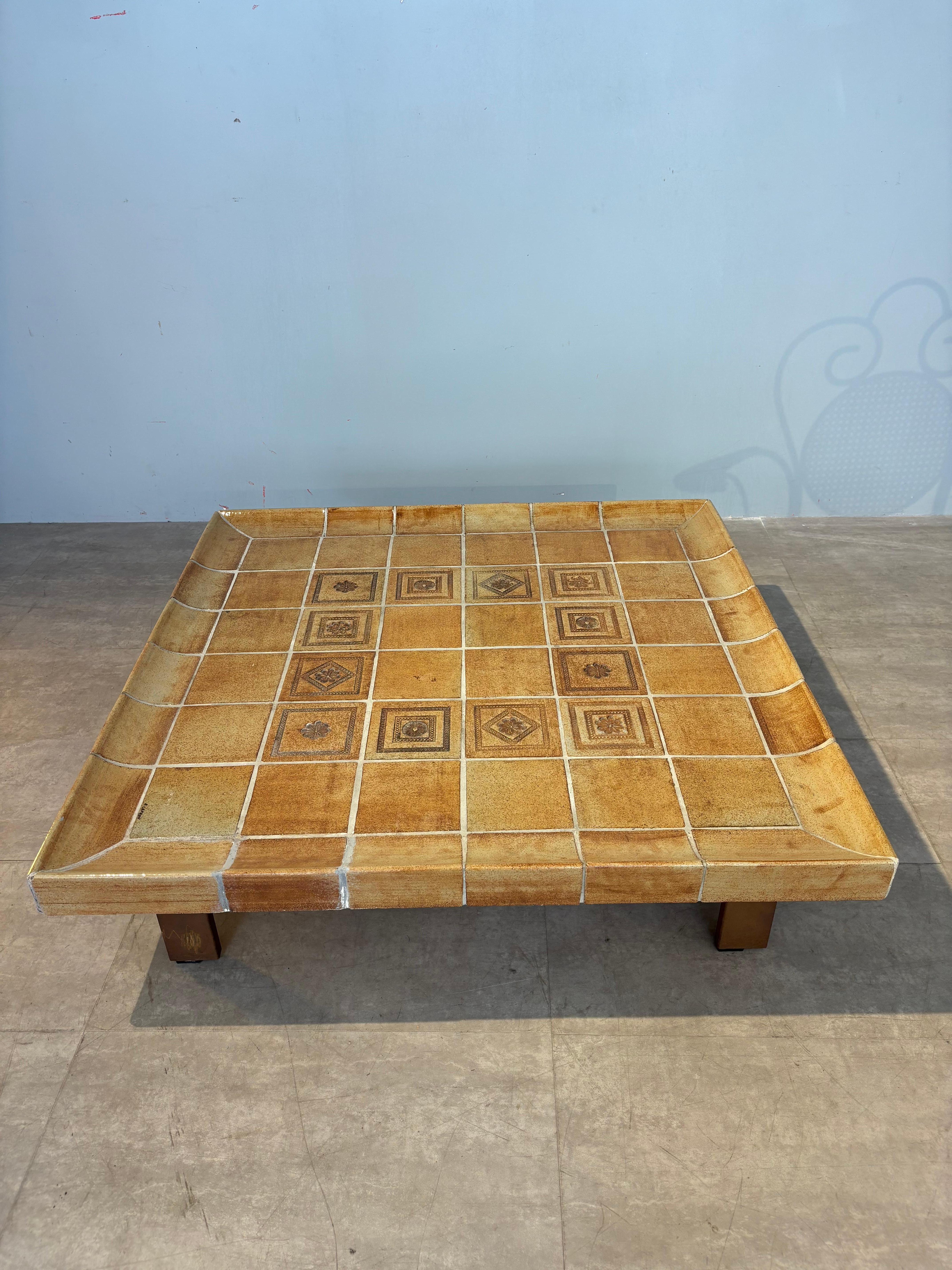 Scarce cuvette coffee table by Roger Capron For Sale 5