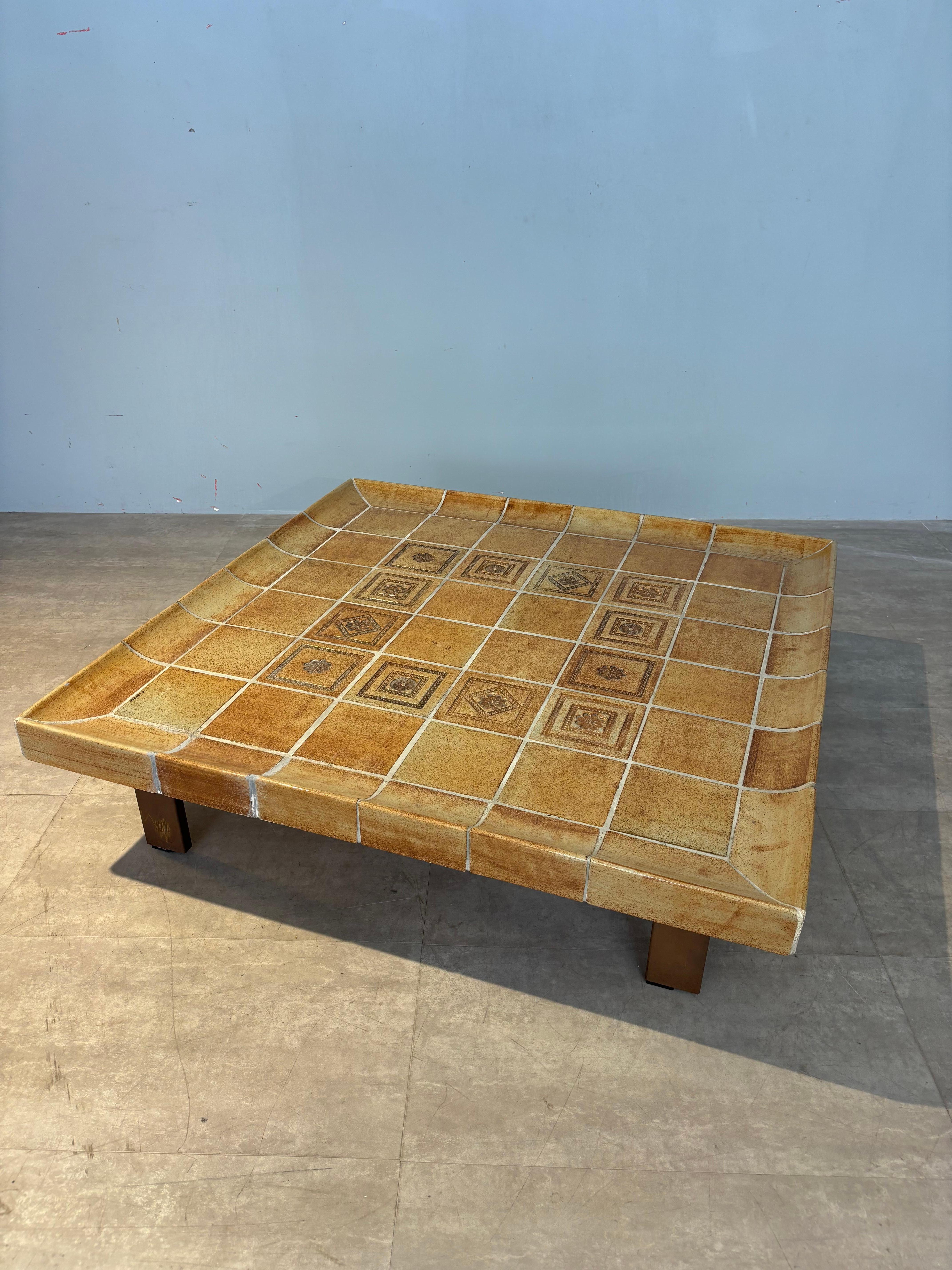 Scarce cuvette coffee table by Roger Capron For Sale 1