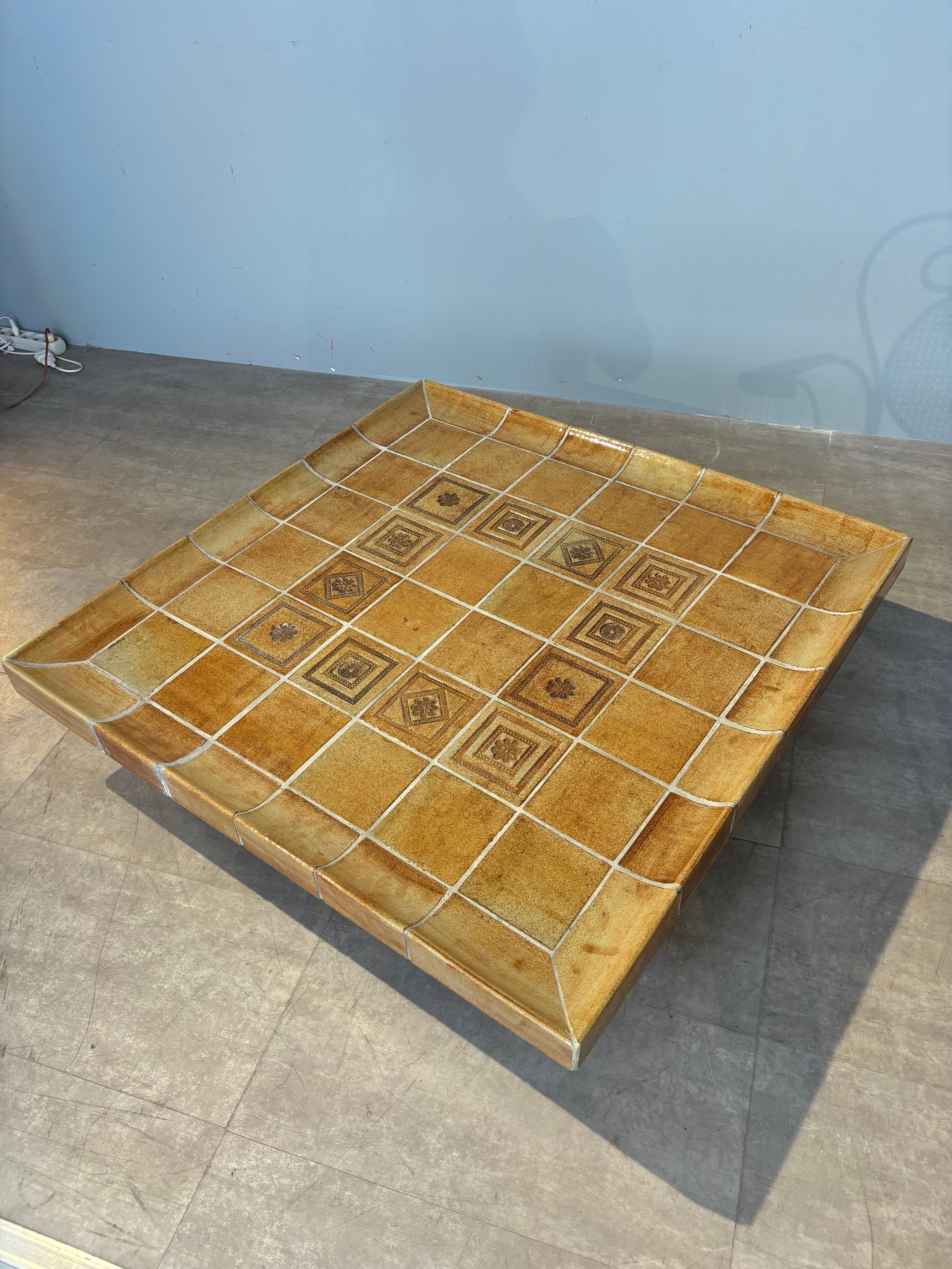 Scarce cuvette coffee table by Roger Capron For Sale 2