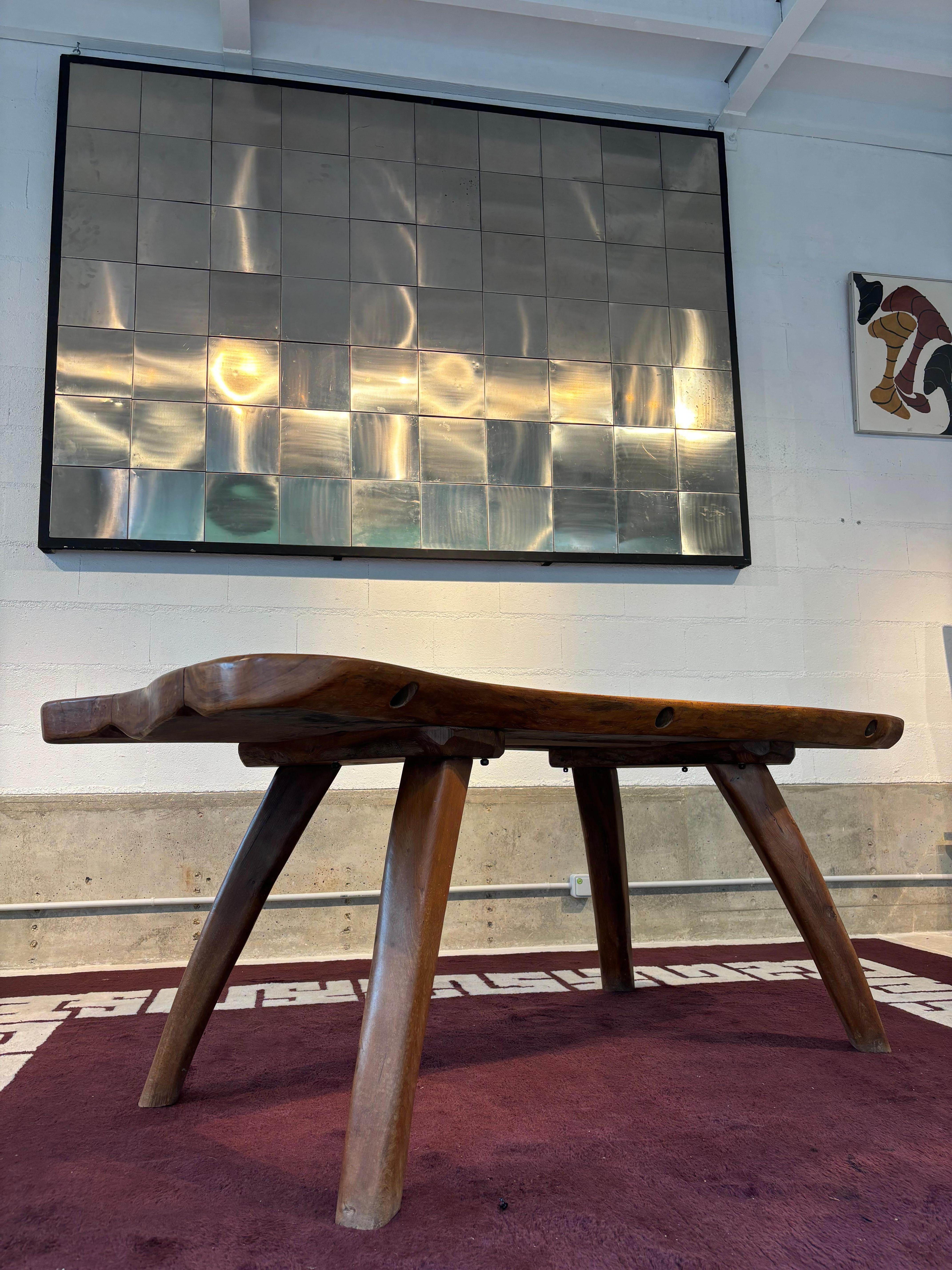 Fait main Rare table de salle à manger attribuée à Henri Bataille en vente