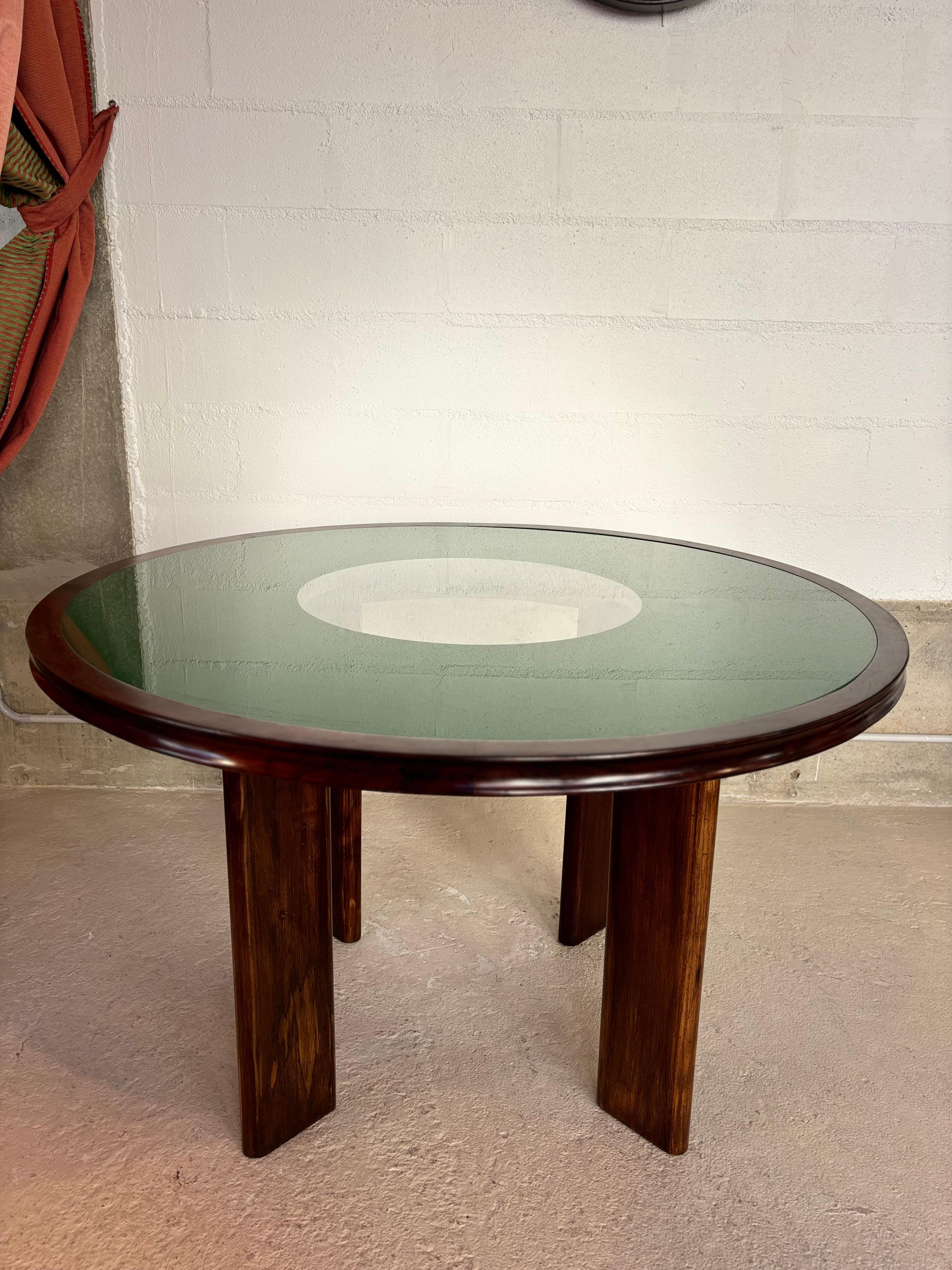 Rare table à jeu ou table à dîner par Joaquim Tenreiro 
