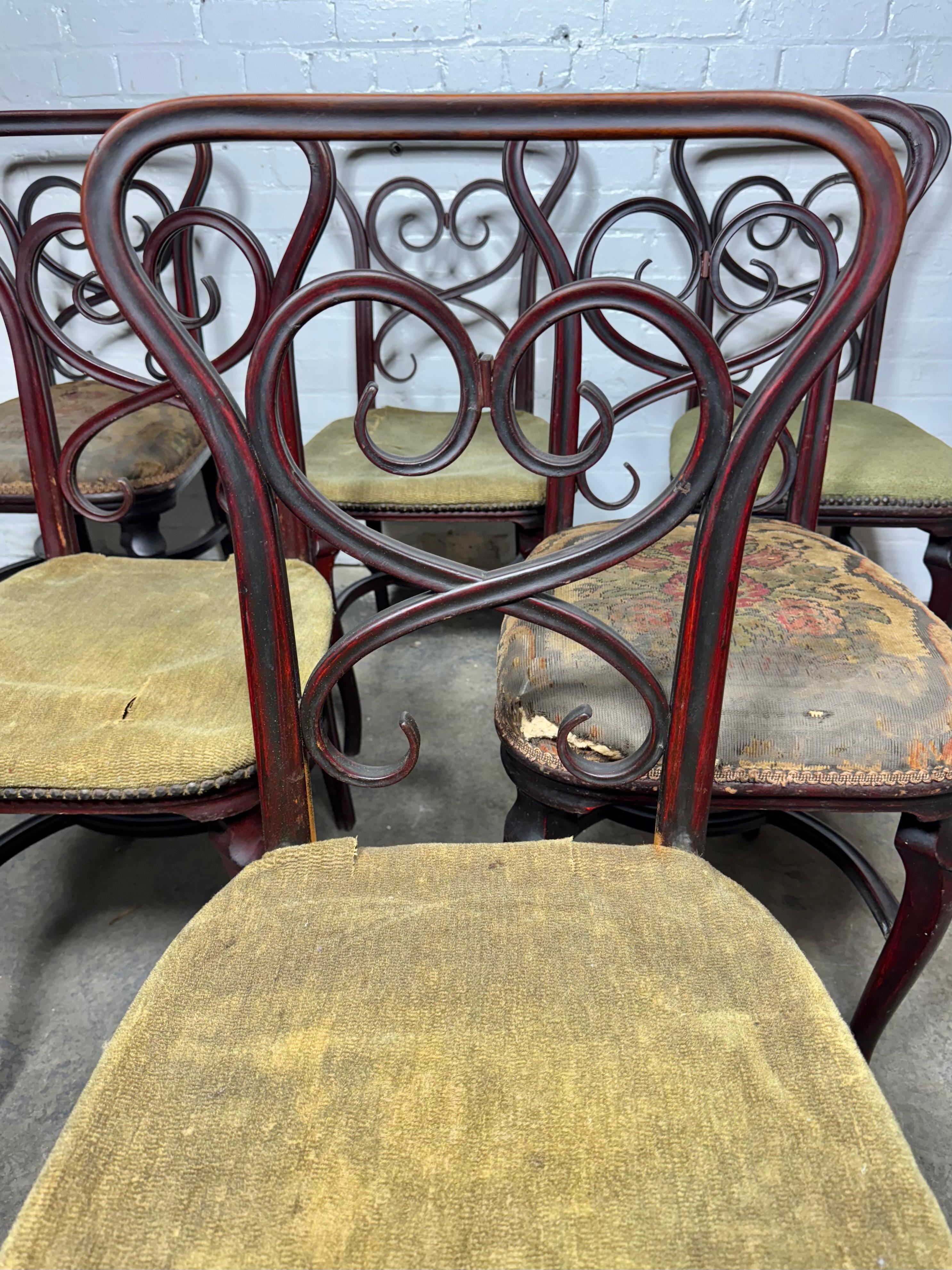 Scarce early set (6) Bentwood Bistro/Cafe' Chairs.  par Michael Thonet en vente 2
