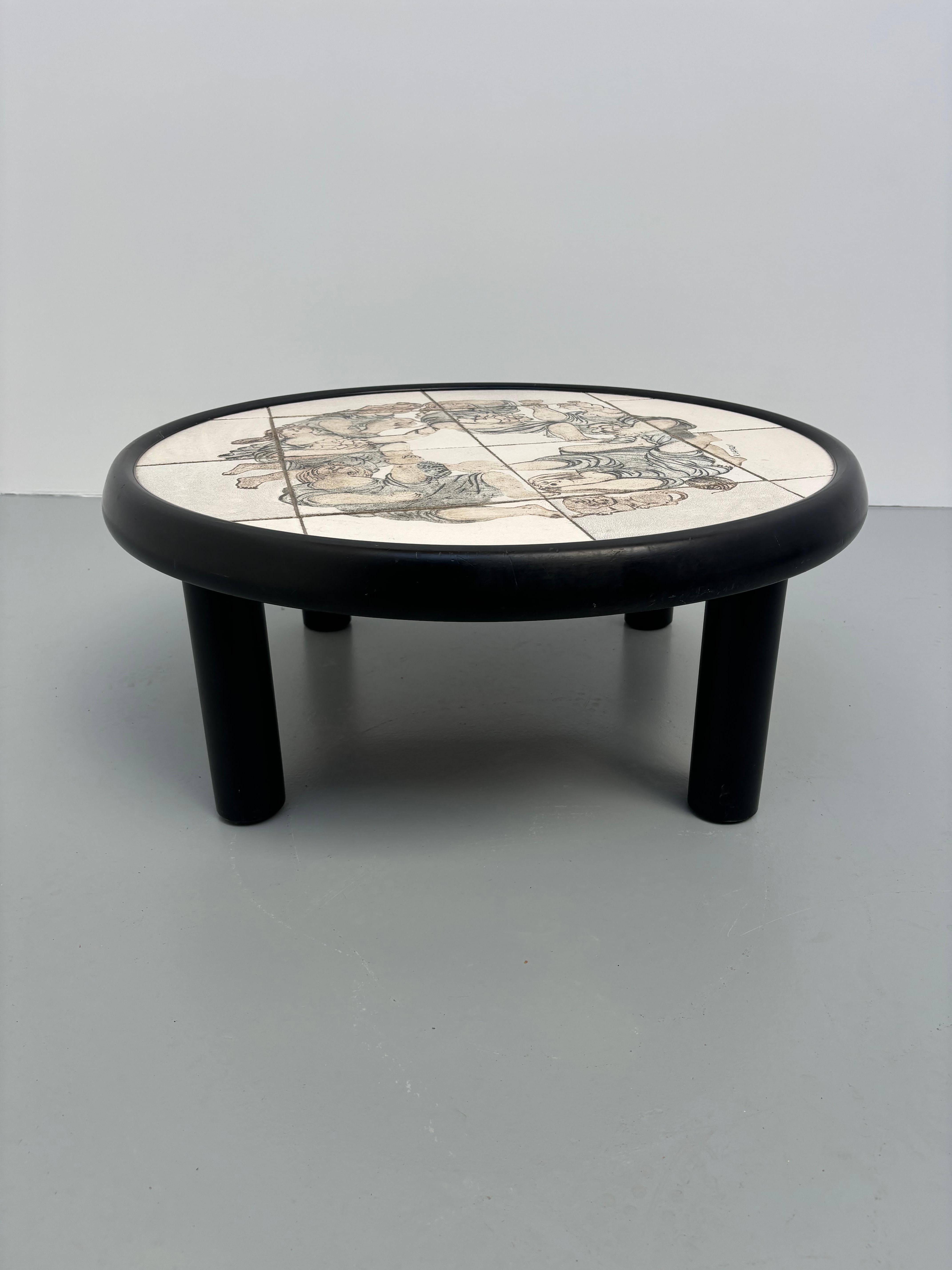 Mid-Century moderno Scarso tavolino figurativo di Roger Capron e Raymond Peynet in vendita