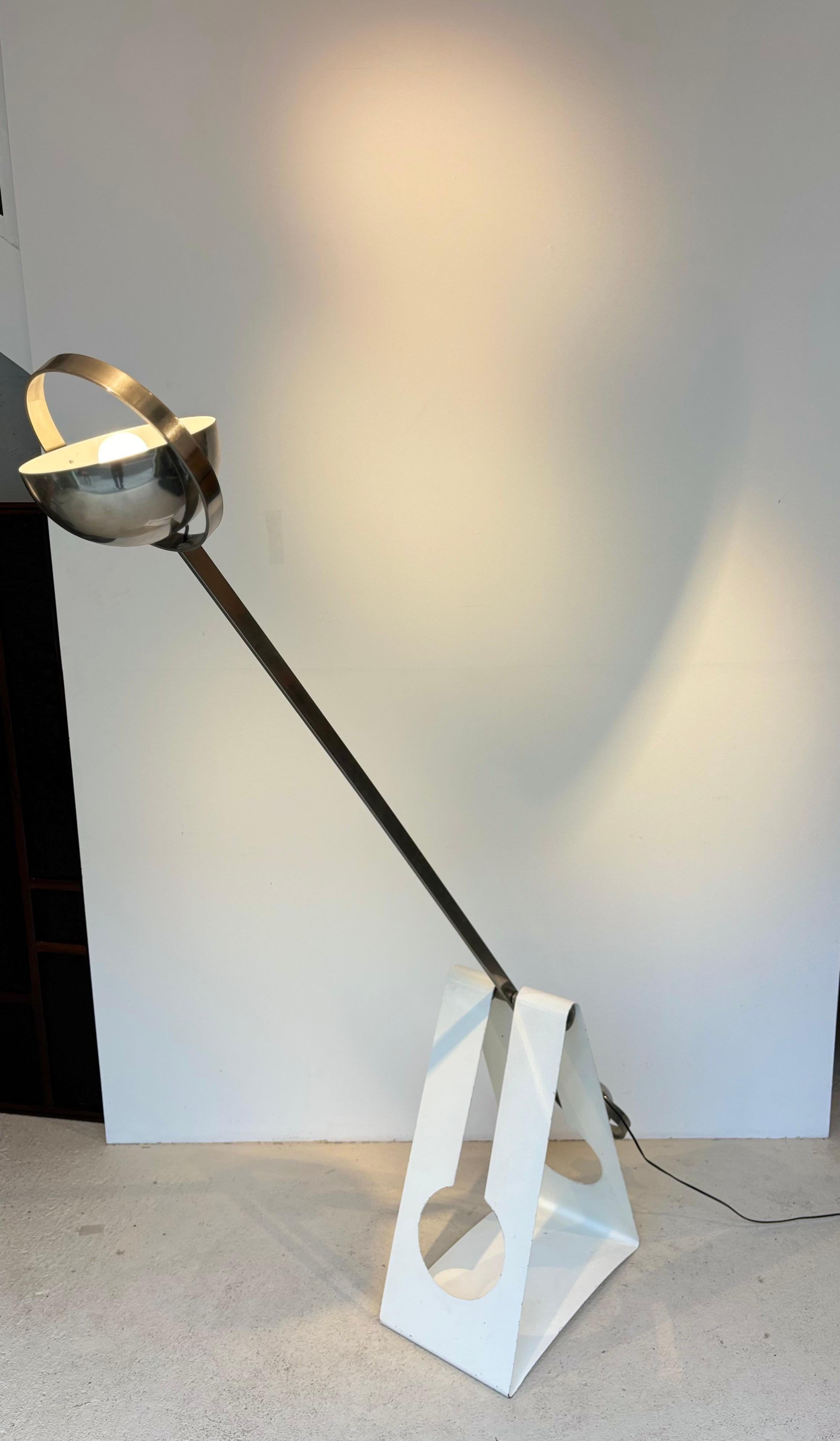 Rare lampadaire à balancier par Sabine Charoy pour verre et lumière 