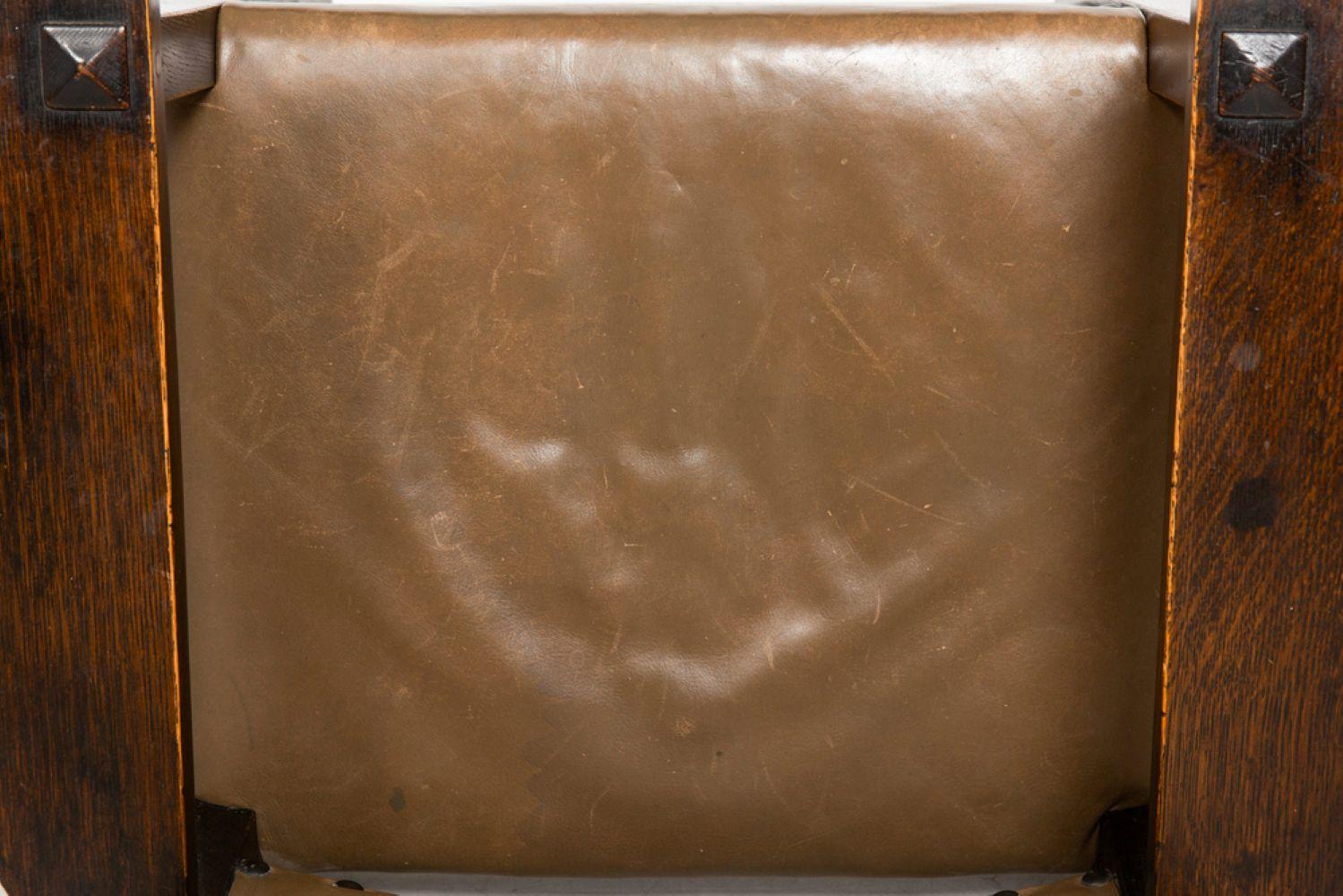 Escaso sillón Gustave Stickley Model 360 Artrs & Crafts de cuero de roble c. 1910 en venta 6