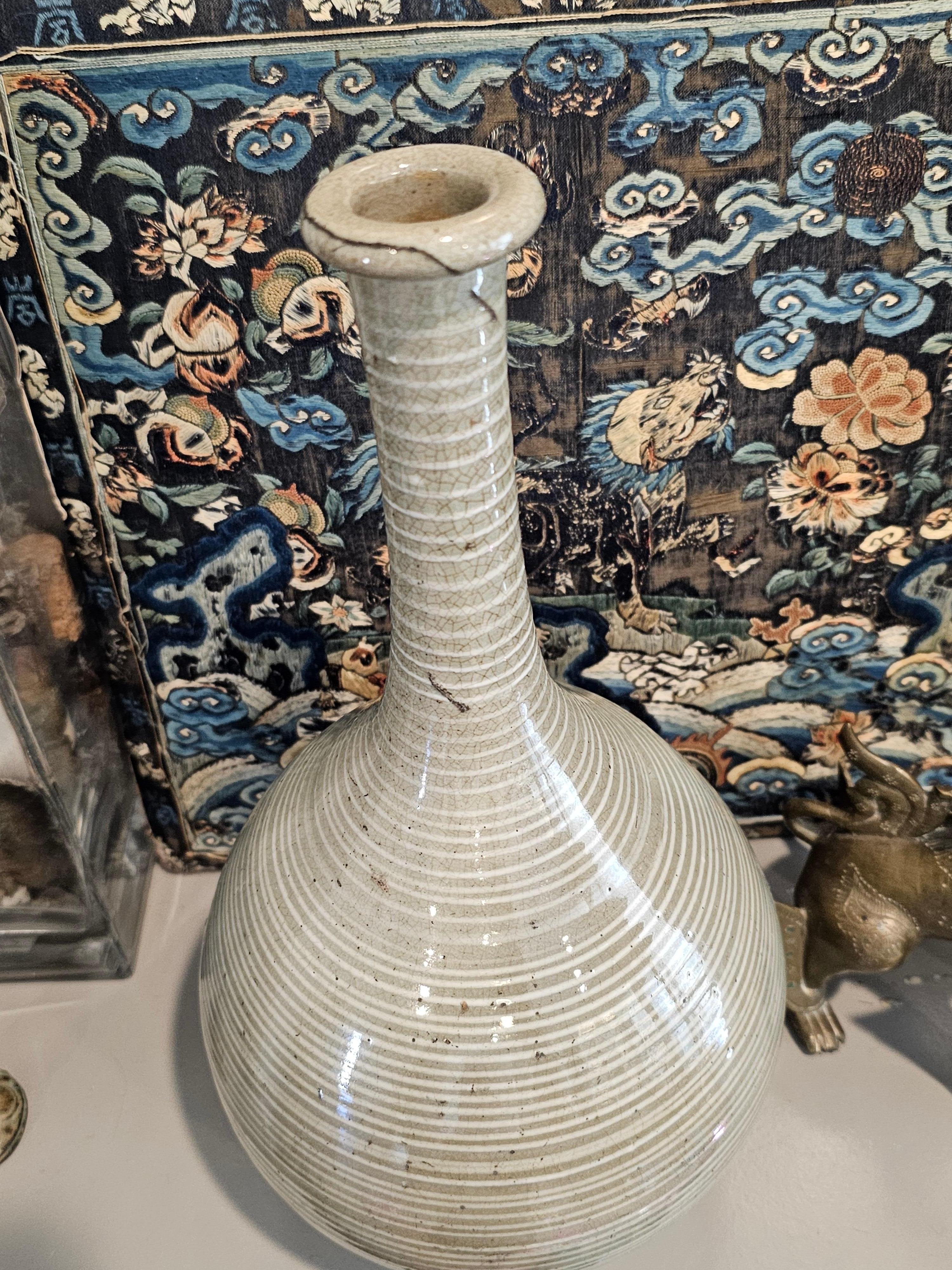 Scarce Antique Japanese Mishima Karatsu Ware Glazed Sake Bottle Vase Pottery For Sale 7