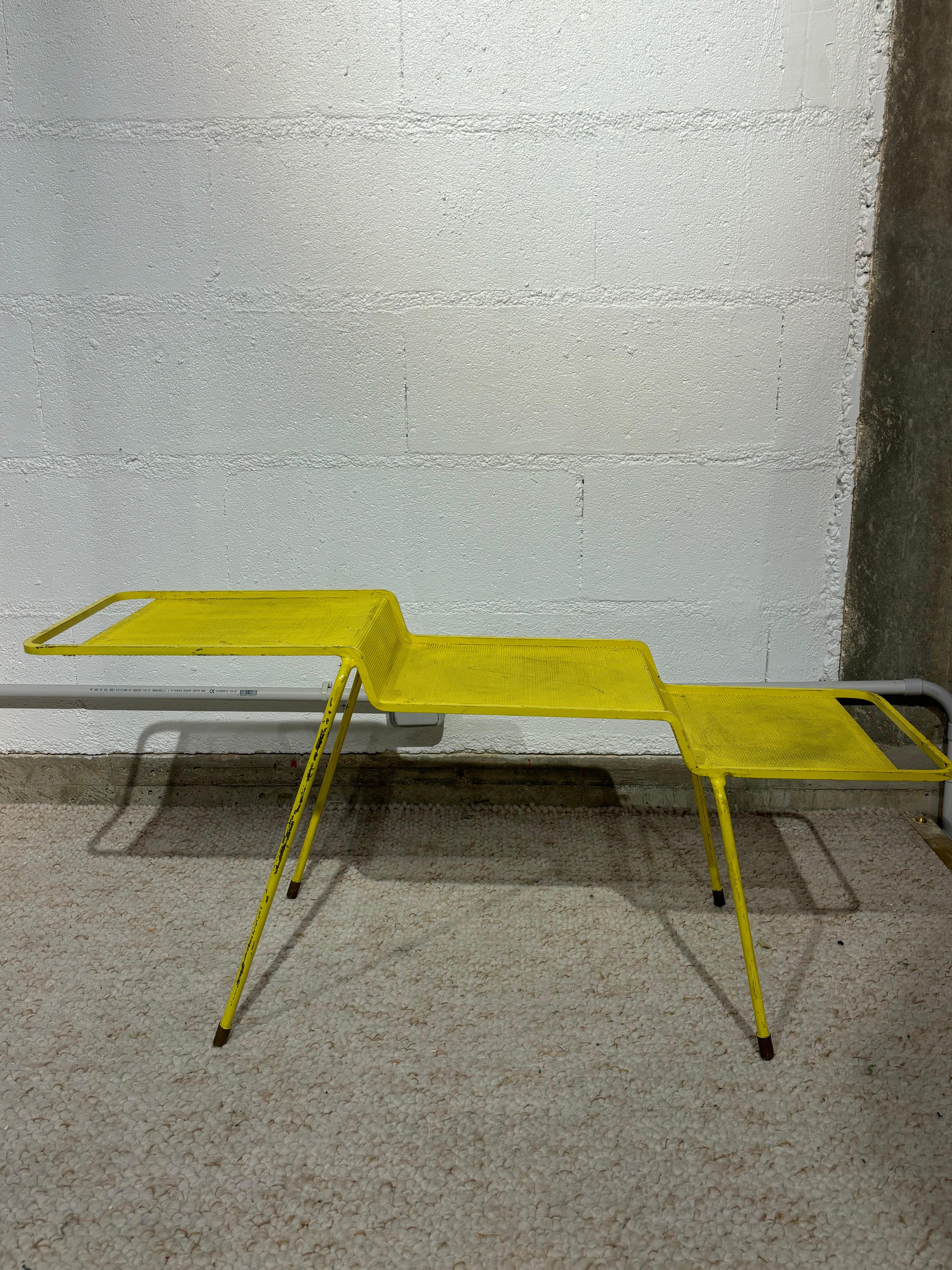 Scarce java side table by Mathieu Matégot (Moderne der Mitte des Jahrhunderts) im Angebot