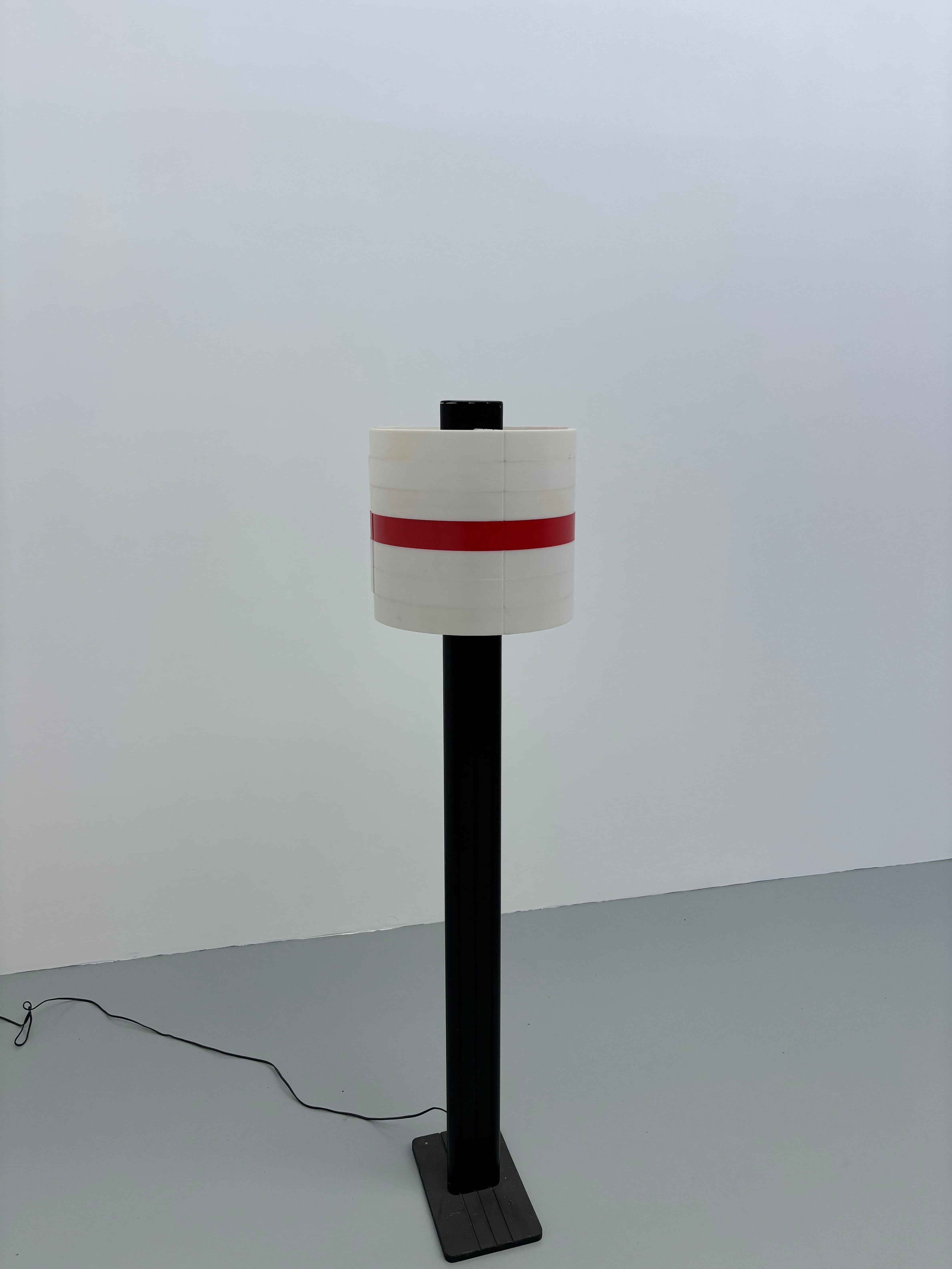 Seltene Jean-Pierre Vitrac Stehleuchte für verre et lumière (Ende des 20. Jahrhunderts) im Angebot