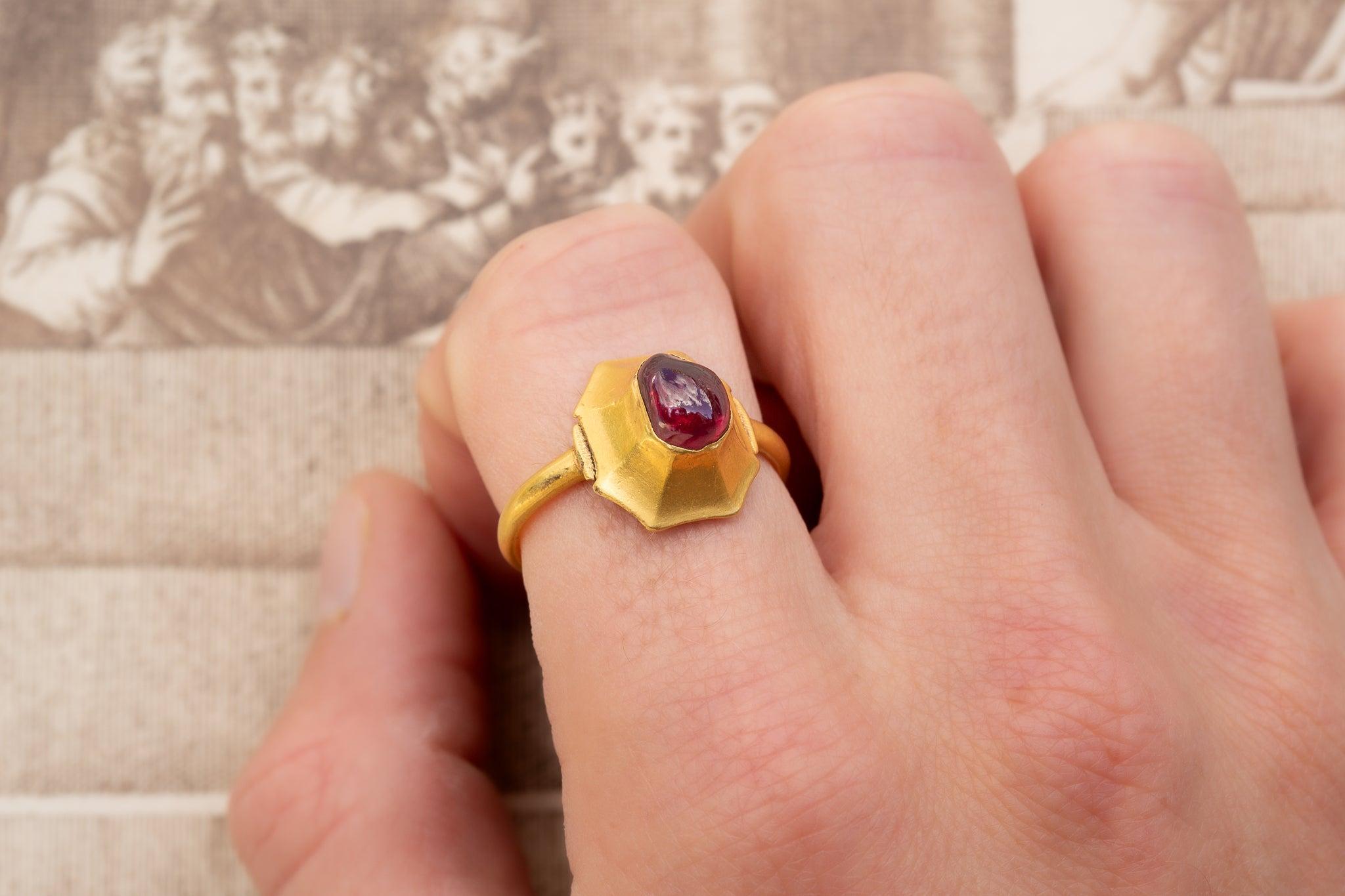 Scarce Medieval Gold Garnet Ring Antique 13th Century Talisman Signet Ring For Sale 7