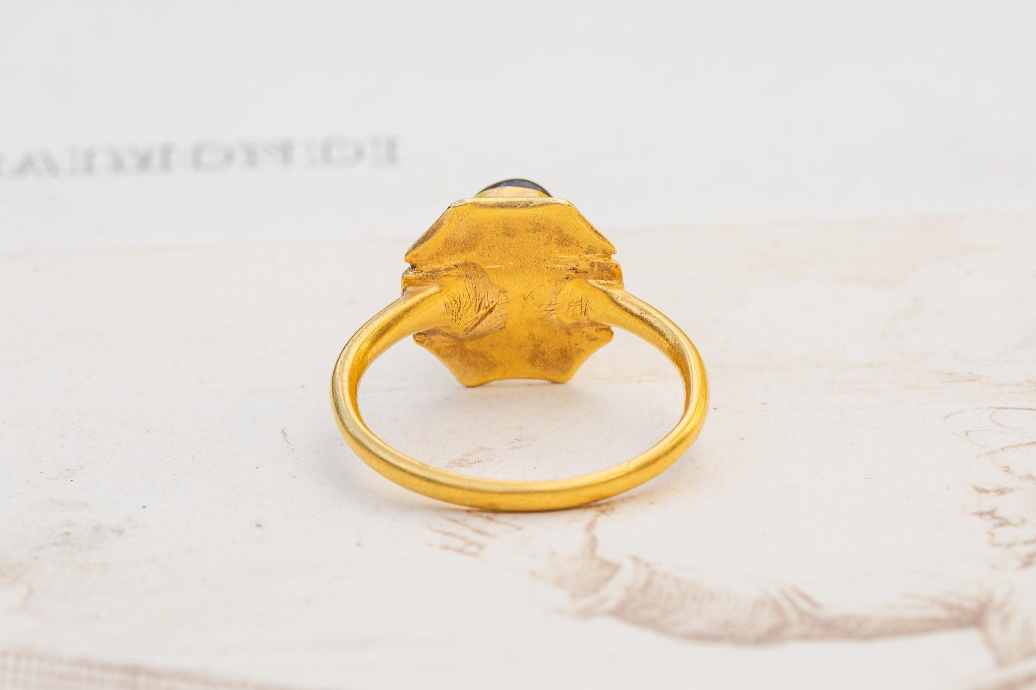 Cabochon Scarce Medieval Gold Garnet Ring Antique 13th Century Talisman Signet Ring For Sale