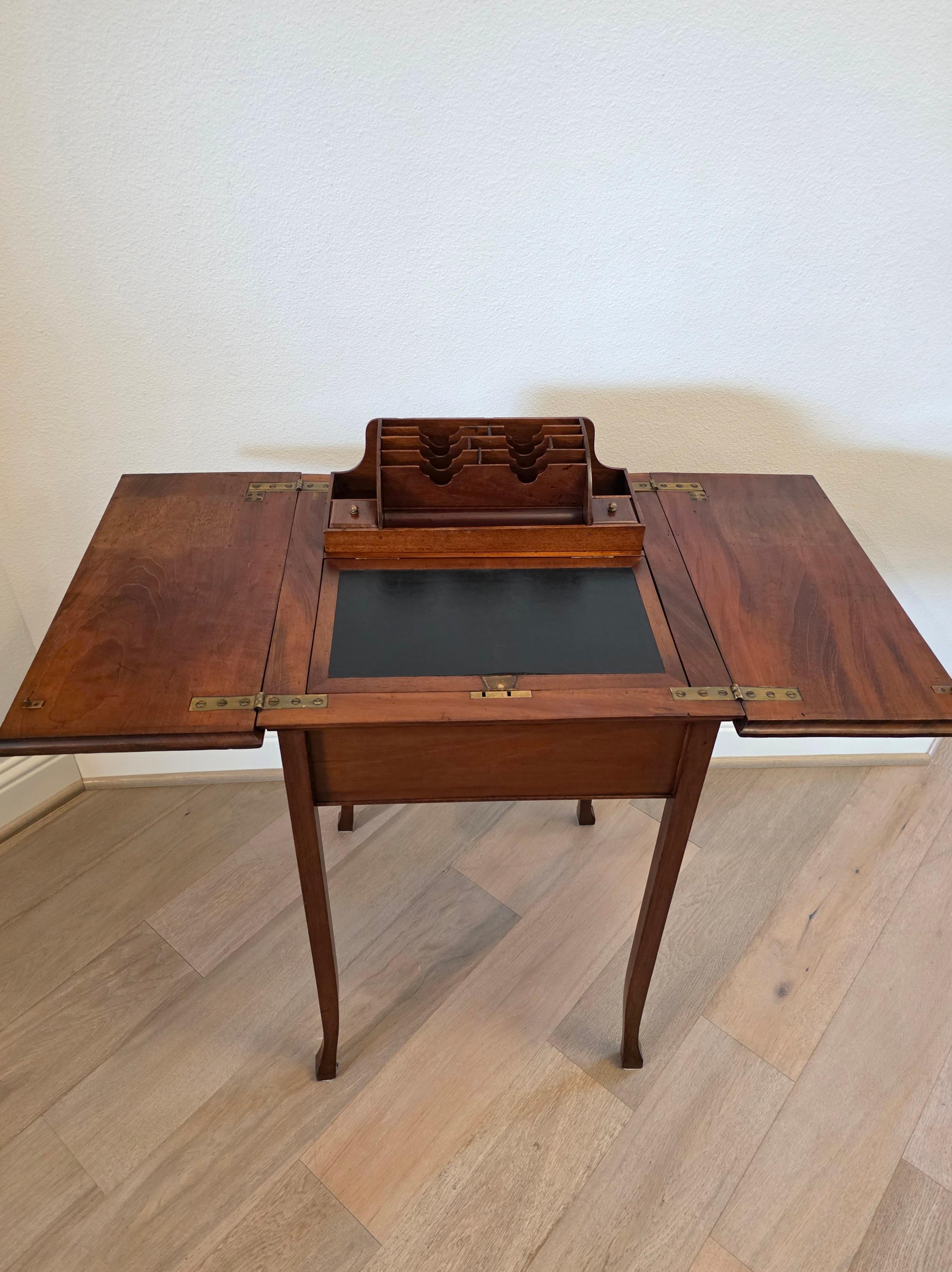 Seltene Metamorphic Edwardian Periode Mahagoni antiken Schreibtisch  Beistelltisch im Angebot 5