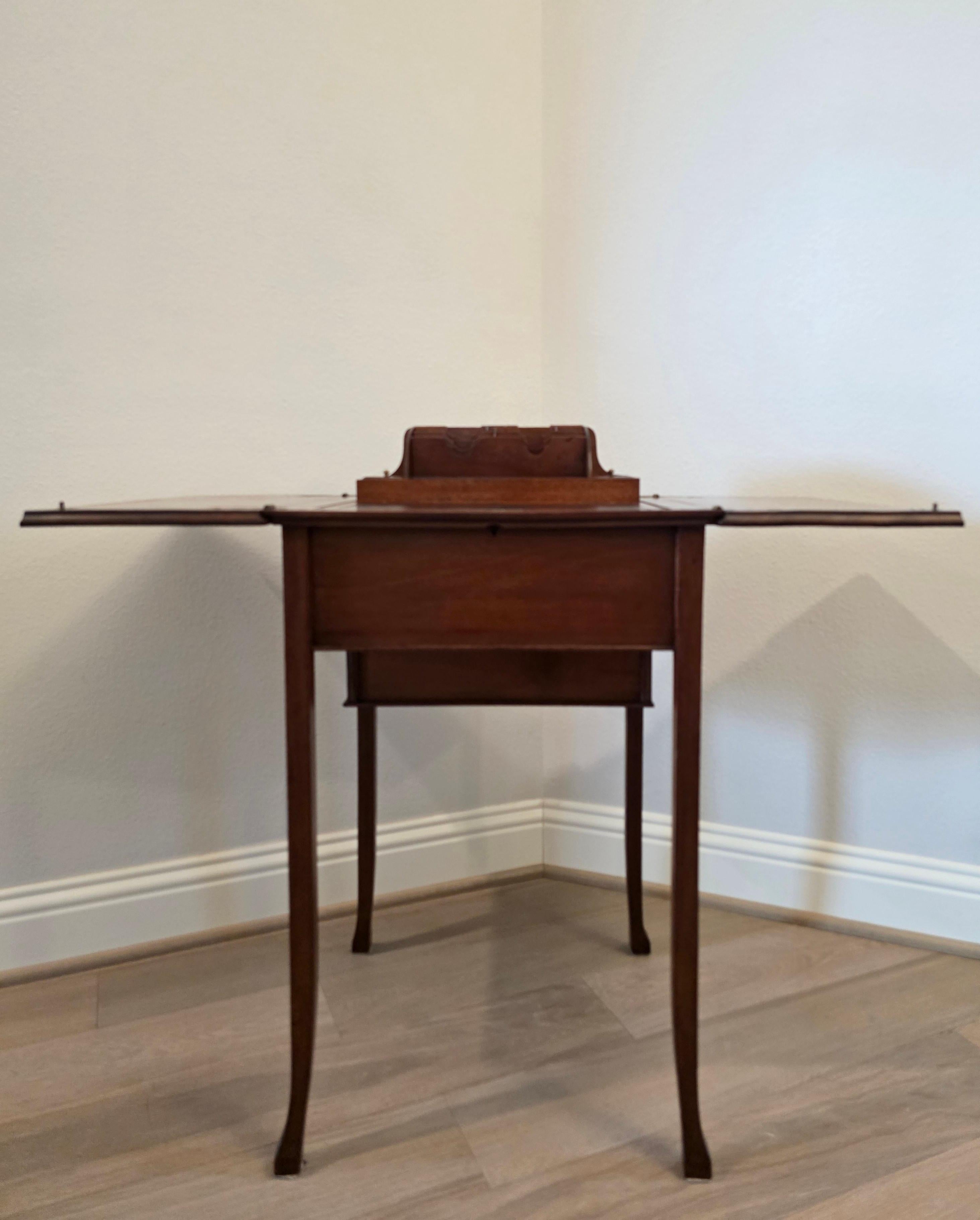 Seltene Metamorphic Edwardian Periode Mahagoni antiken Schreibtisch  Beistelltisch im Angebot 10
