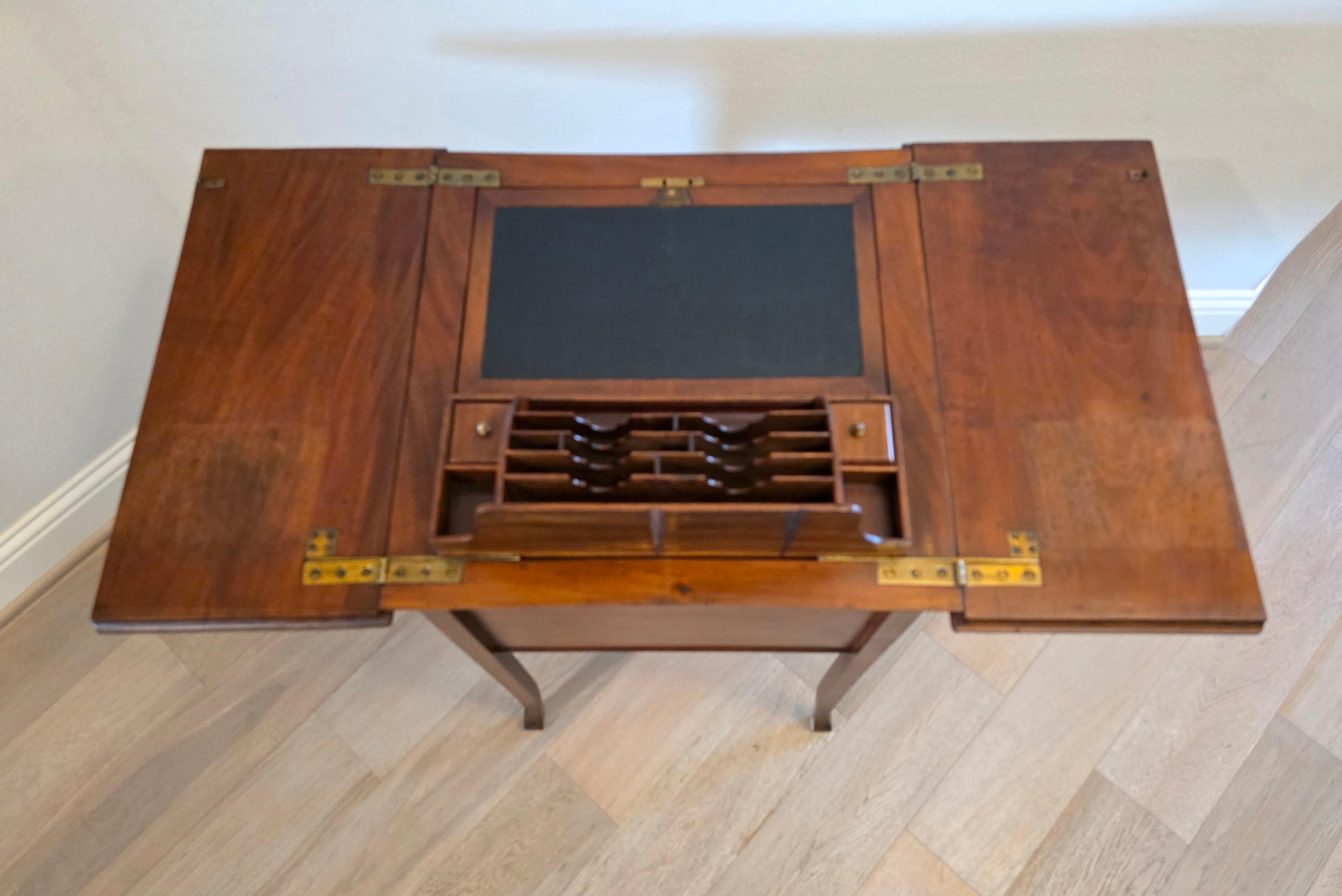 Seltene Metamorphic Edwardian Periode Mahagoni antiken Schreibtisch  Beistelltisch im Angebot 11