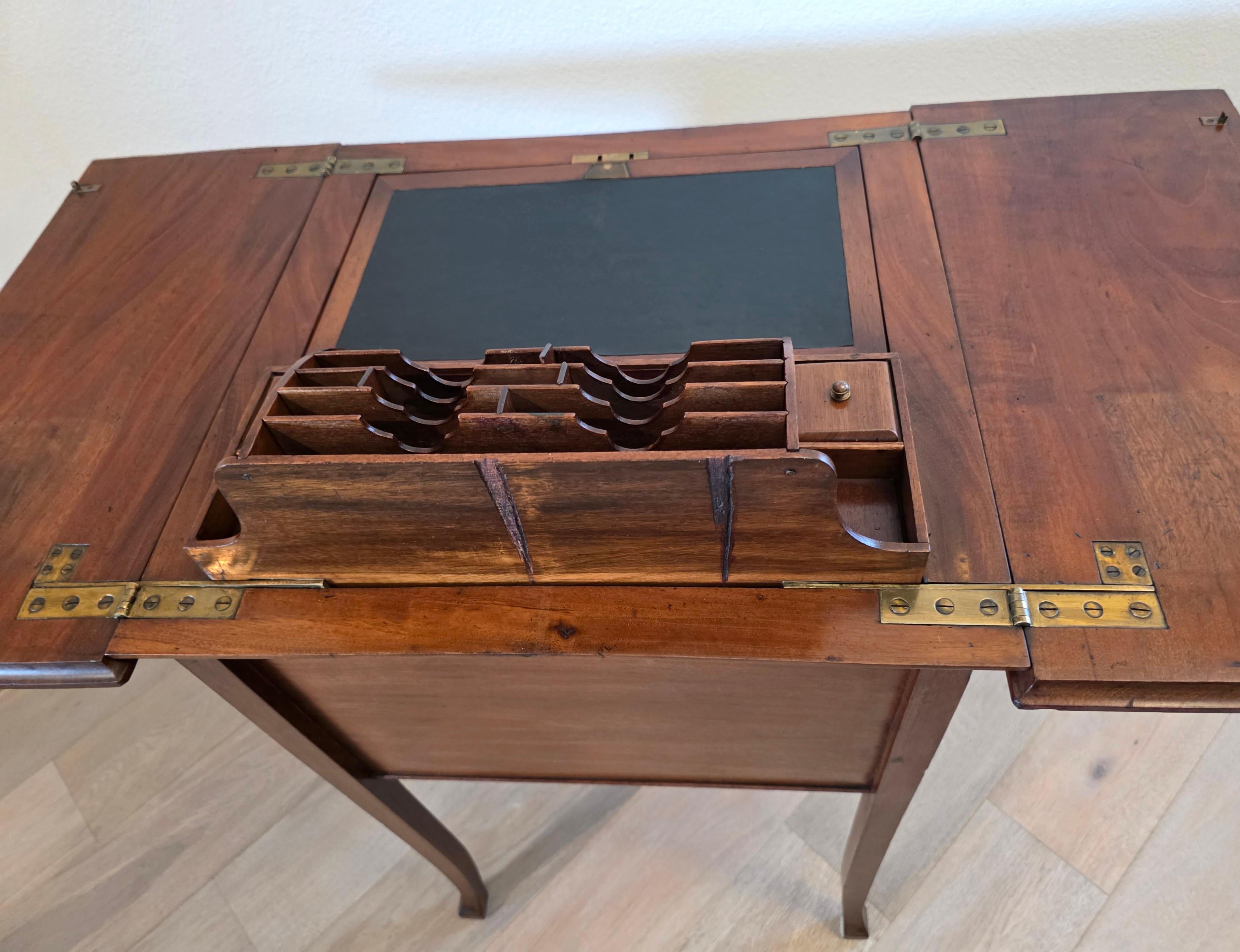 Seltene Metamorphic Edwardian Periode Mahagoni antiken Schreibtisch  Beistelltisch im Angebot 12