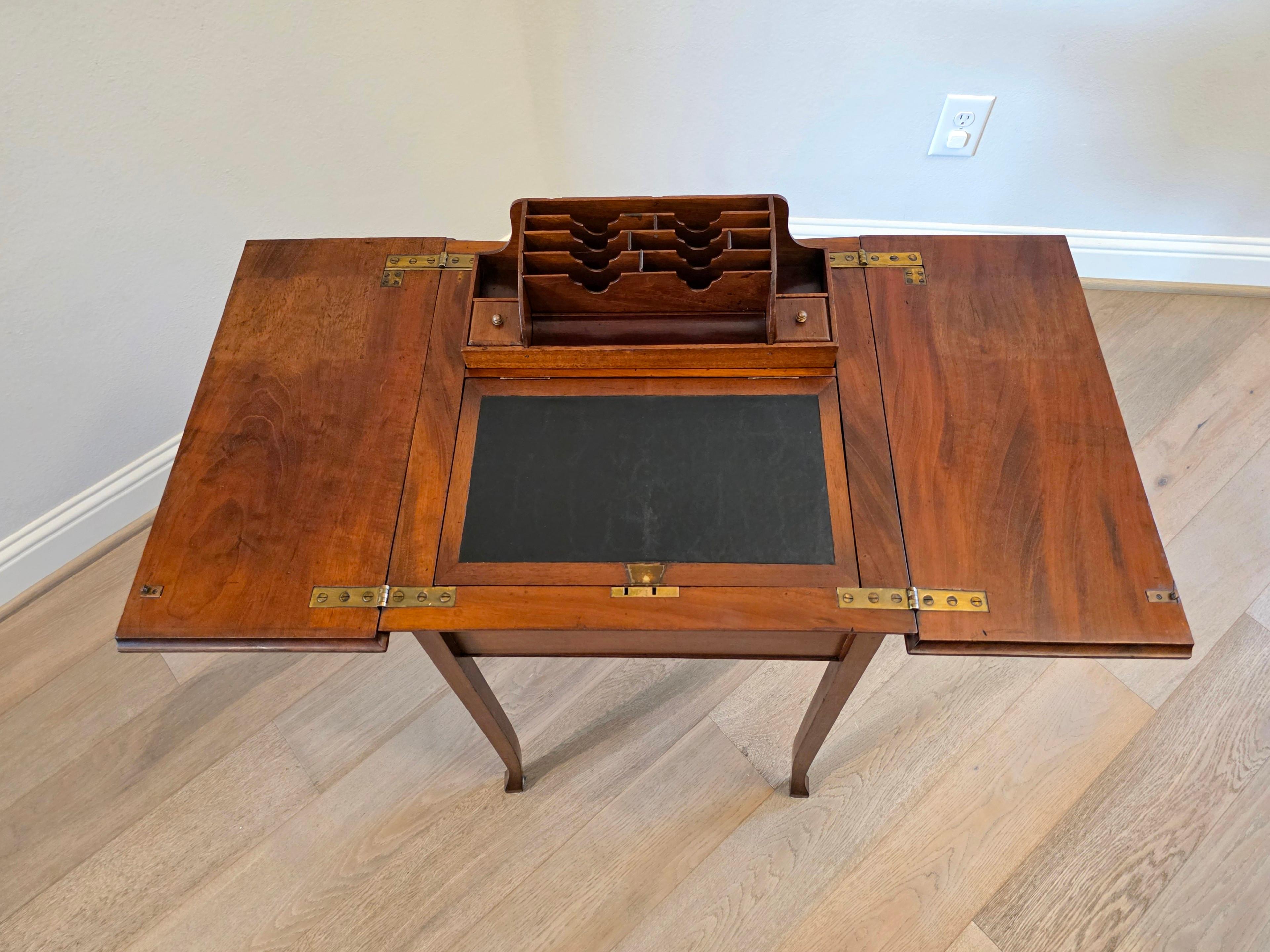 Seltene Metamorphic Edwardian Periode Mahagoni antiken Schreibtisch  Beistelltisch (Englisch) im Angebot