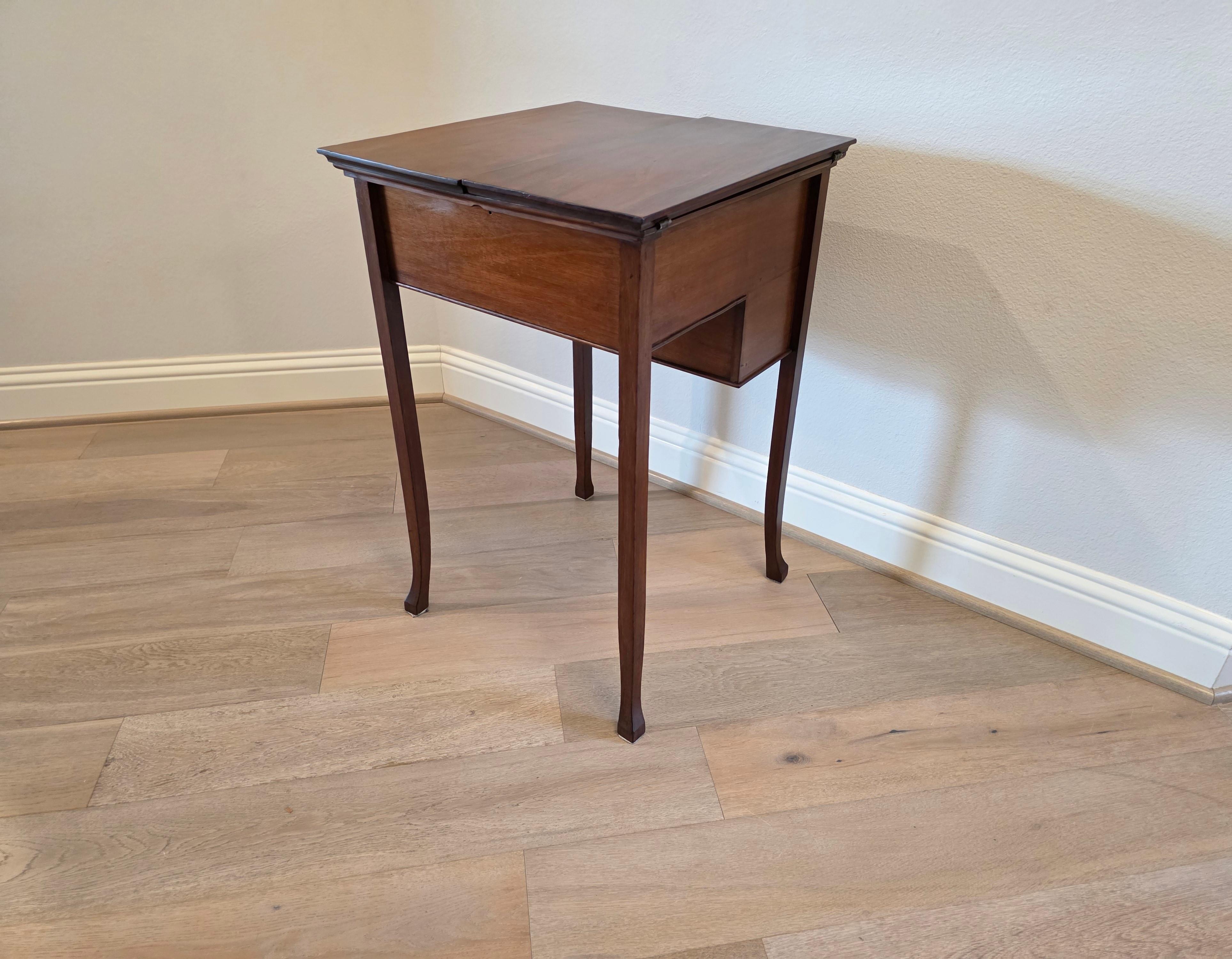 Seltene Metamorphic Edwardian Periode Mahagoni antiken Schreibtisch  Beistelltisch im Angebot 1