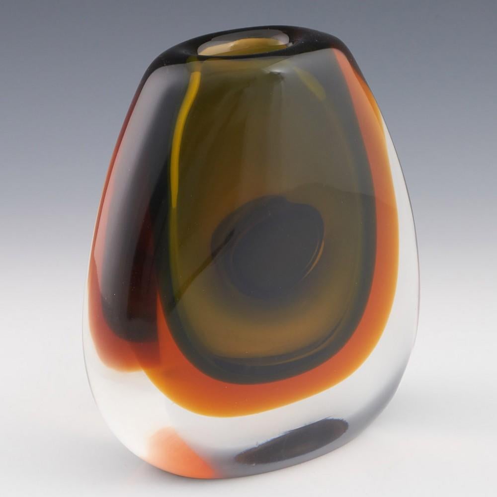 Scarce Moser Ovoid Green and Amber Sommerso Vase Central Join, 1967 In Good Condition For Sale In Tunbridge Wells, GB
