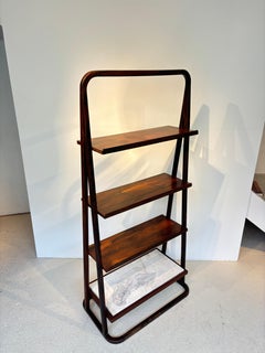 Scaffali scarsi di Joaquim Tenreiro