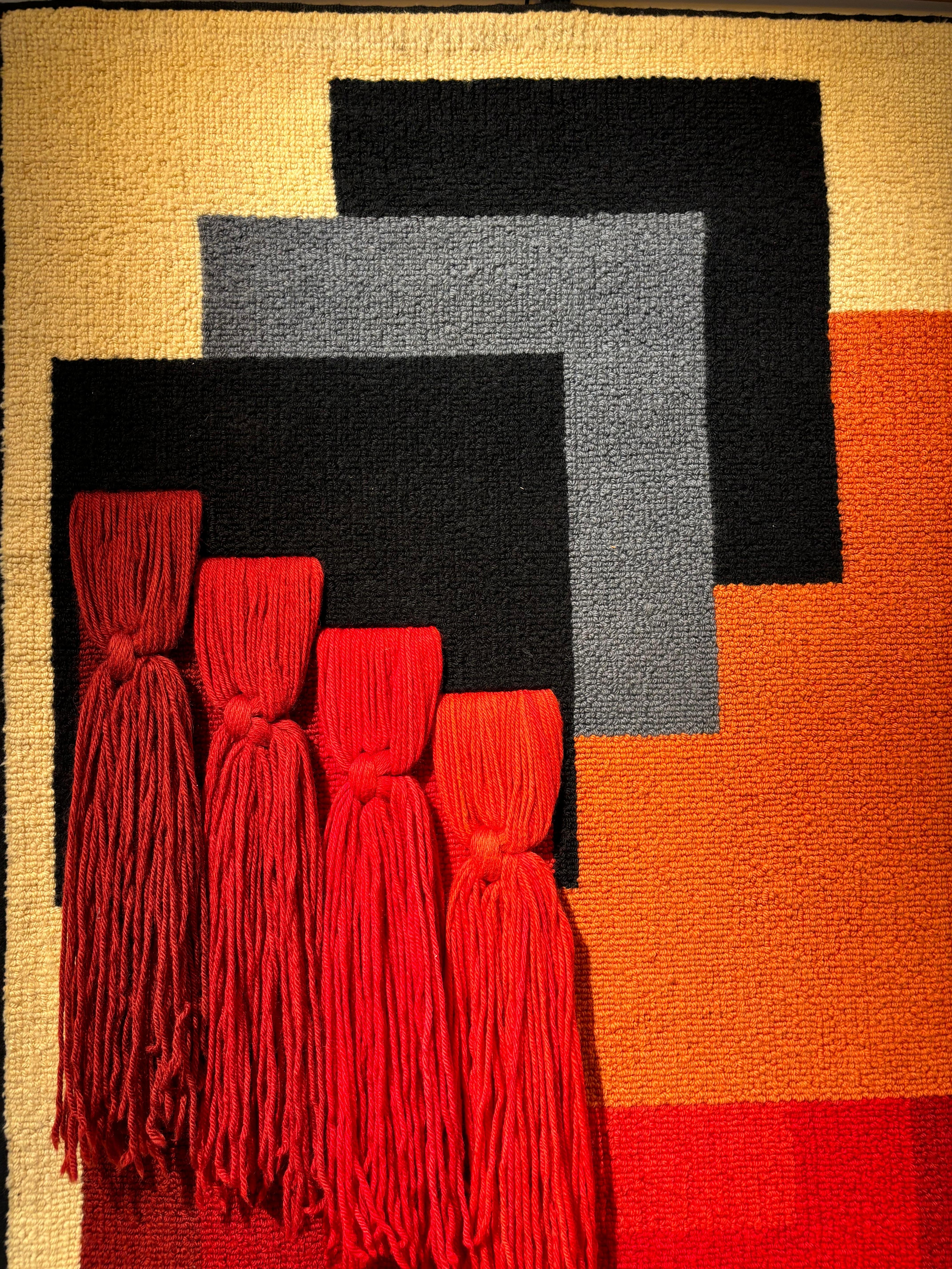 Knapper Wandteppich von VAC im Angebot 5