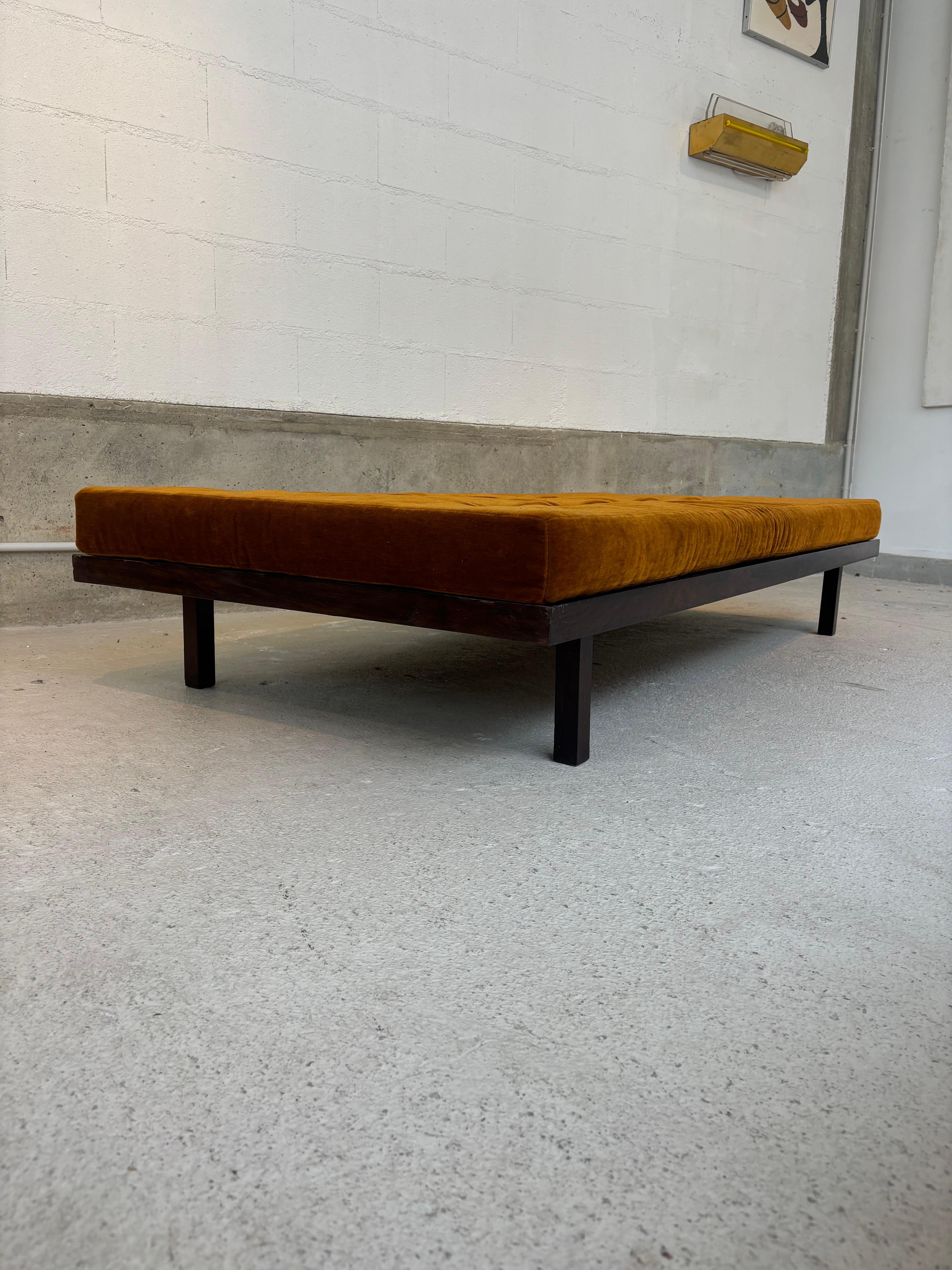Scarce Tenreiro Daybed en vente 2