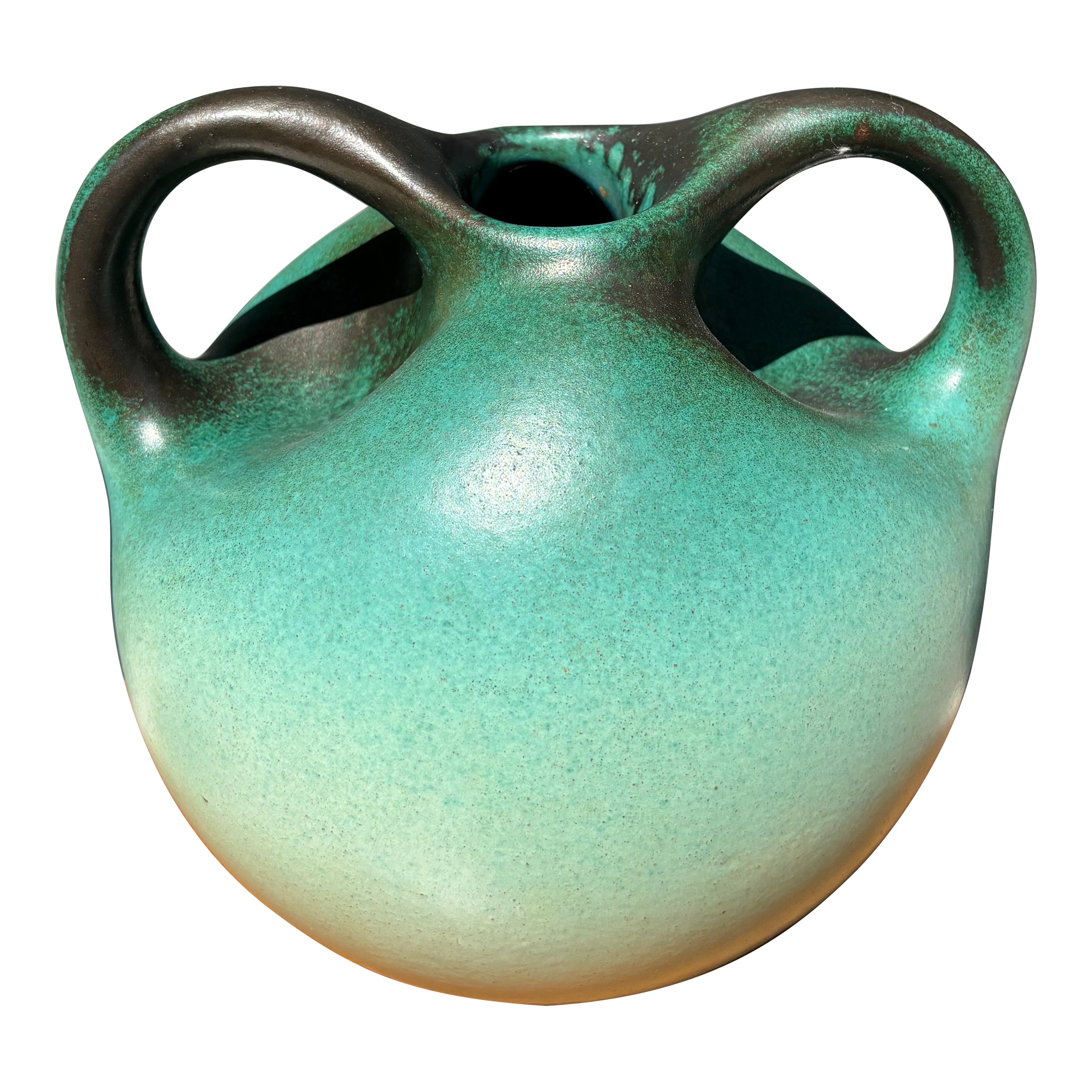 Rare vase de Léon Arthur Tuntundjian