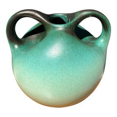 Rare vase de Léon Arthur Tuntundjian