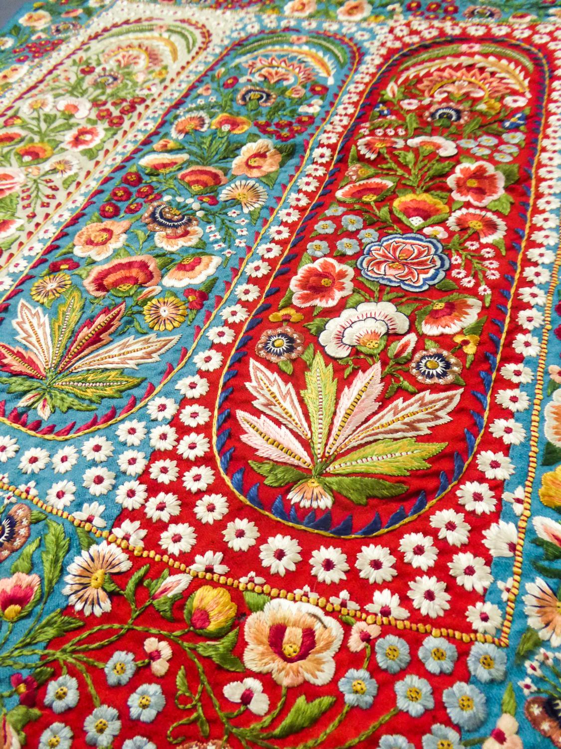 Scarf in Embroidered Pashmina - India for Europe Circa 1830/1860 For Sale 3