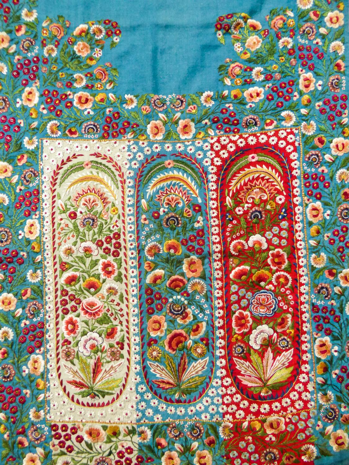 Scarf in Embroidered Pashmina - India for Europe Circa 1830/1860 In Good Condition For Sale In Toulon, FR