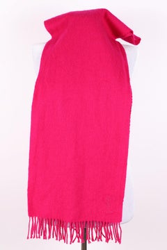 Scarf Yves Saint Laurent (YSL). Wool. 160 x 30 cm / 63" x 12"