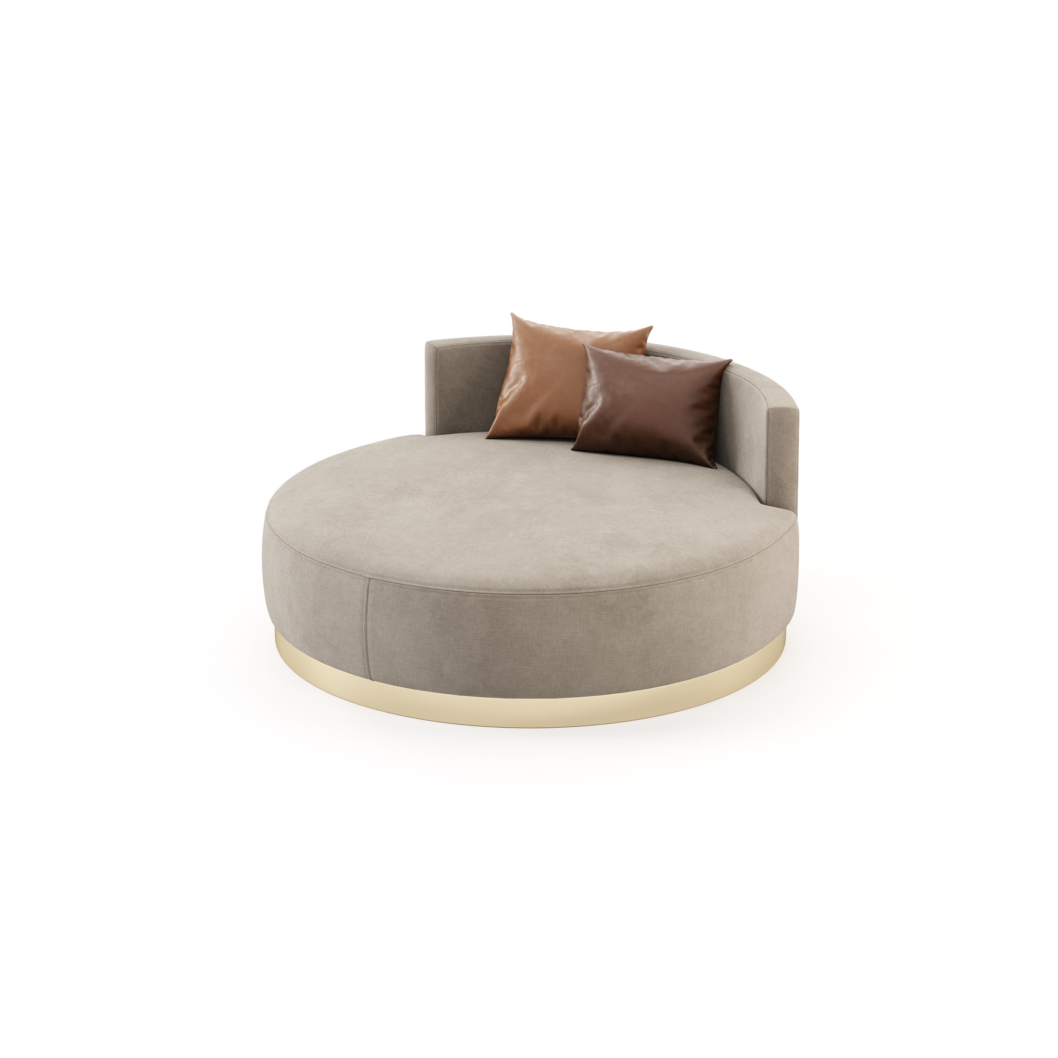rounded chaise lounge