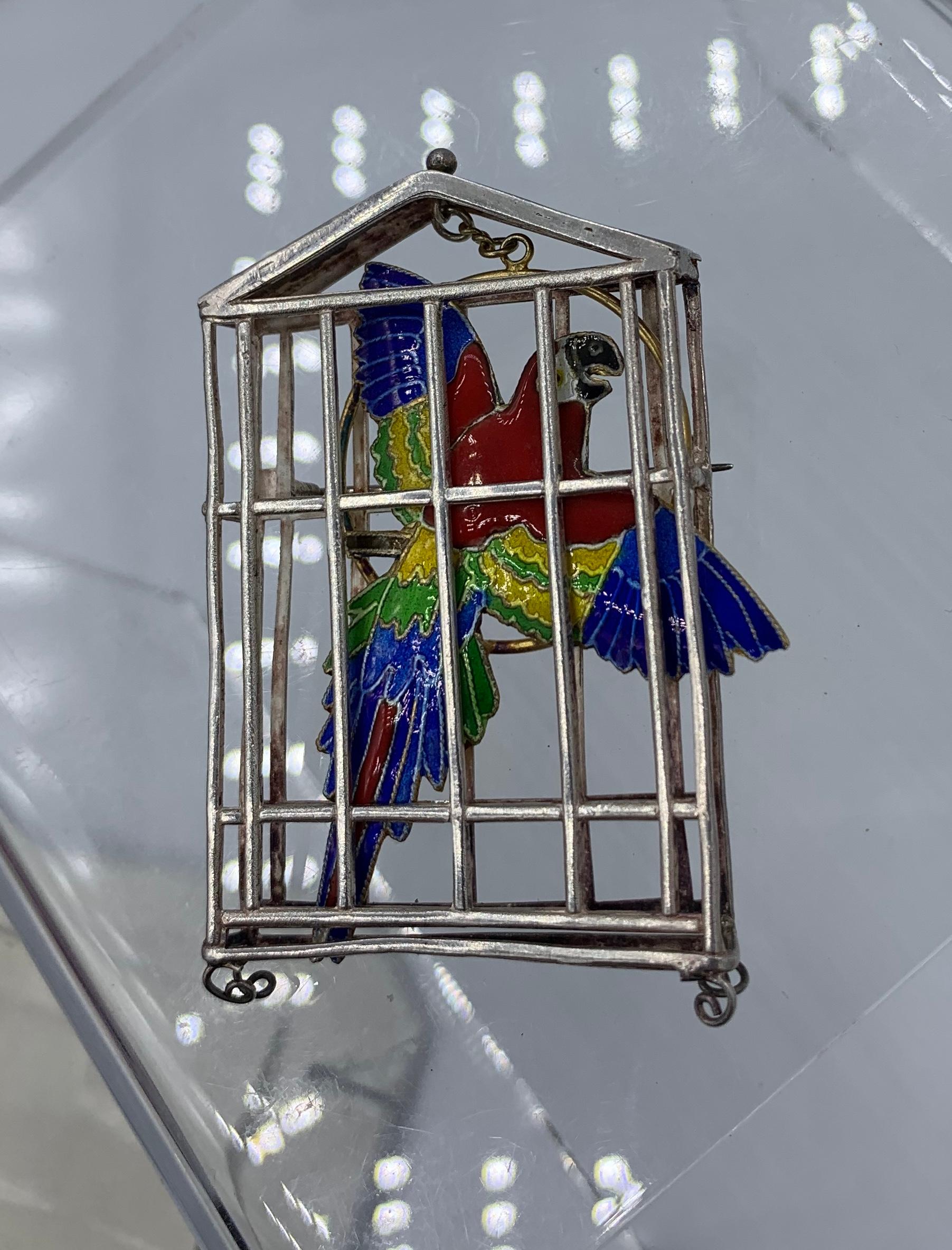 scarlet macaw cages